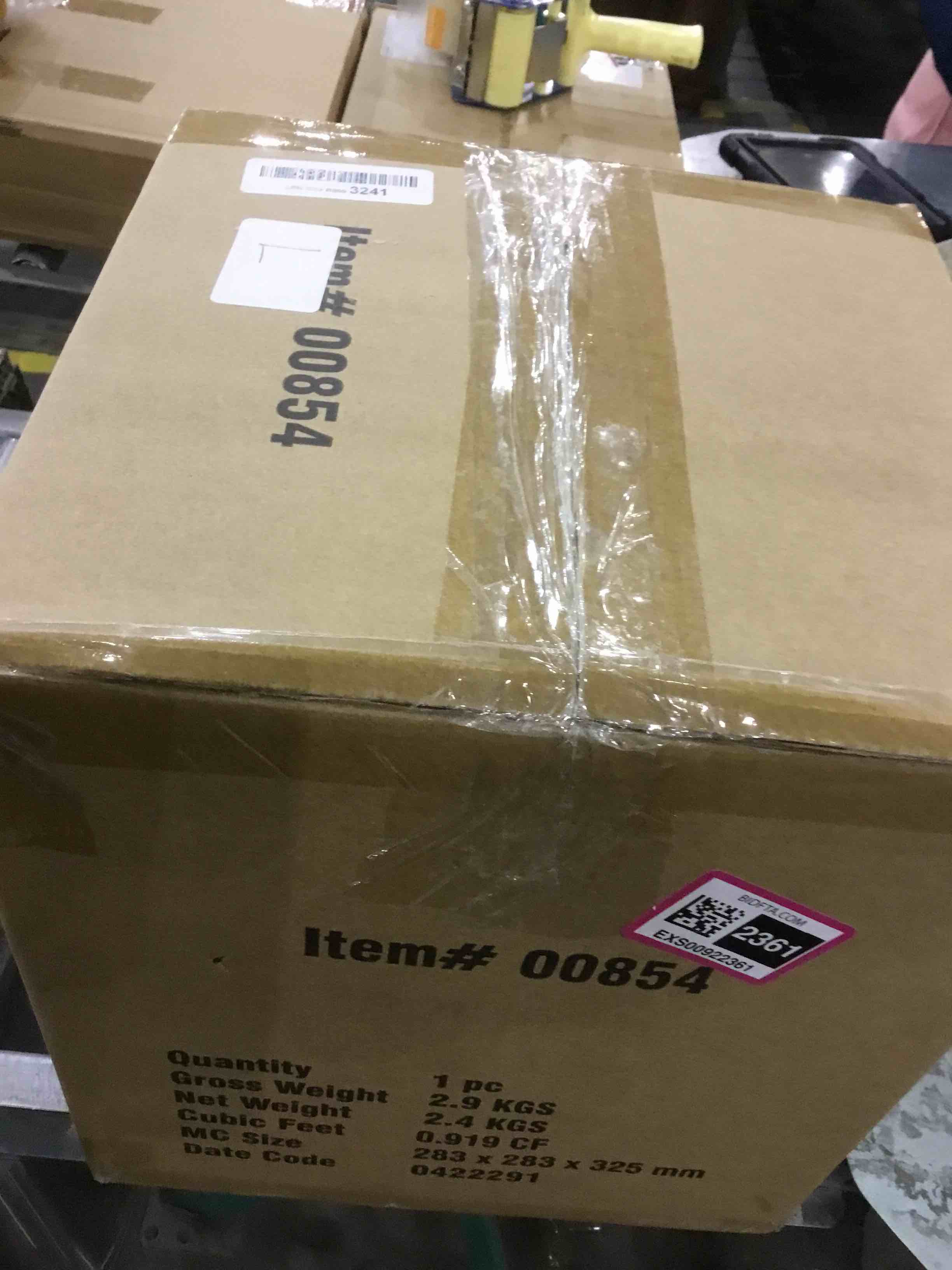 https://s3.amazonaws.com/lotting-images-prod/bidfta/EXS00922361_1702561146123.jpeg