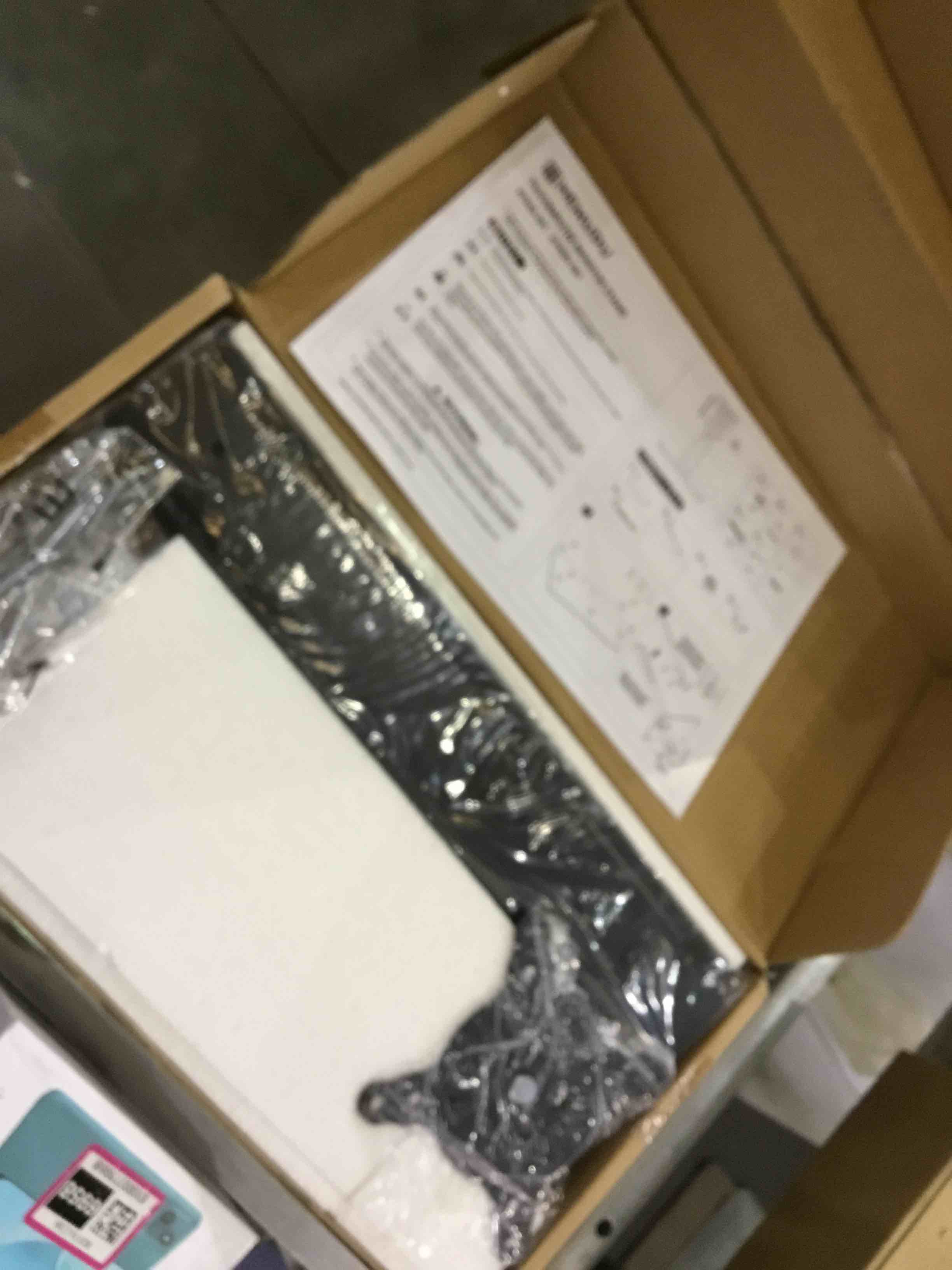 https://s3.amazonaws.com/lotting-images-prod/bidfta/EXS00922424_1702572810603.jpeg