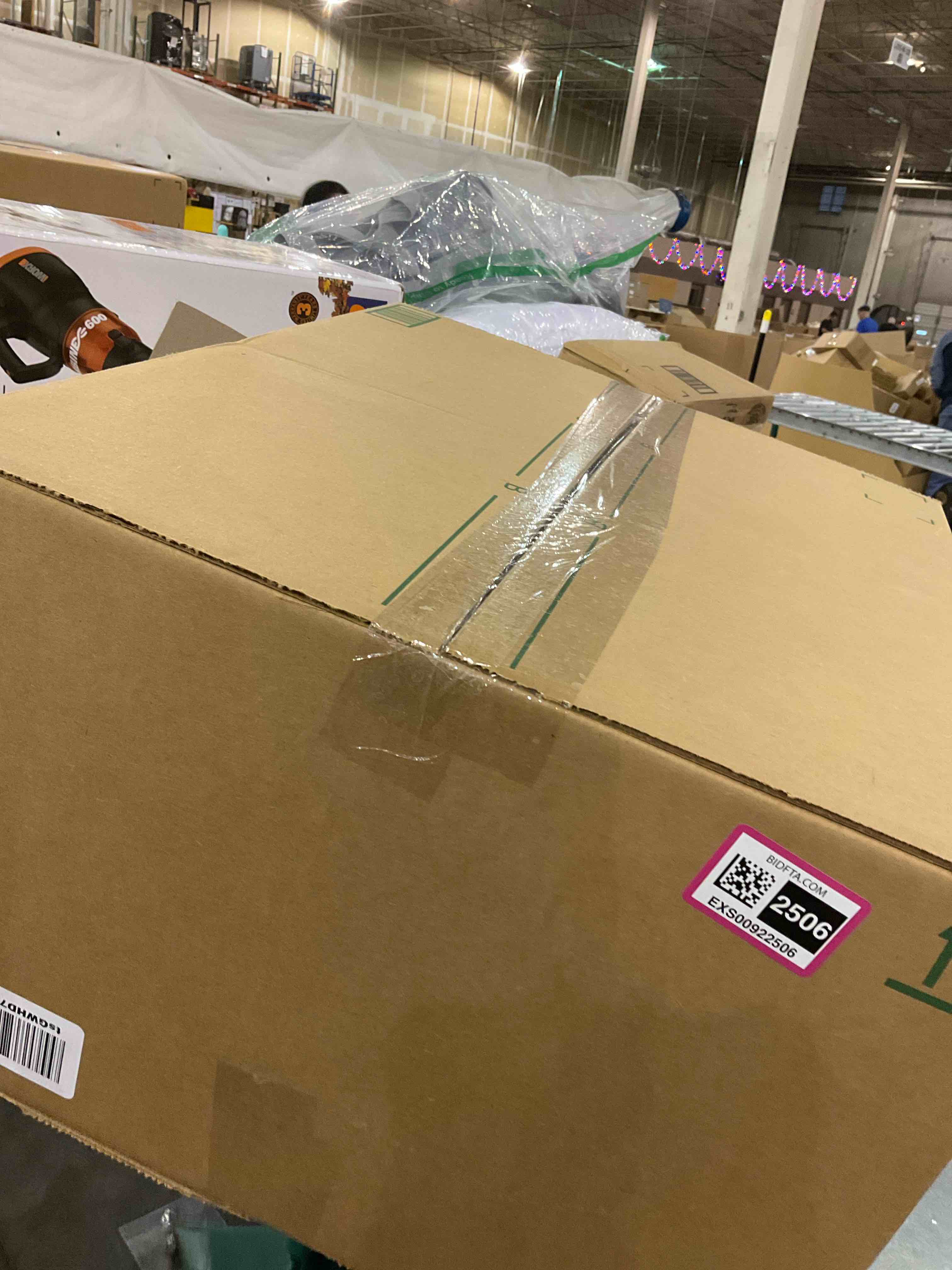 https://s3.amazonaws.com/lotting-images-prod/bidfta/EXS00922506_1701694822259.jpeg