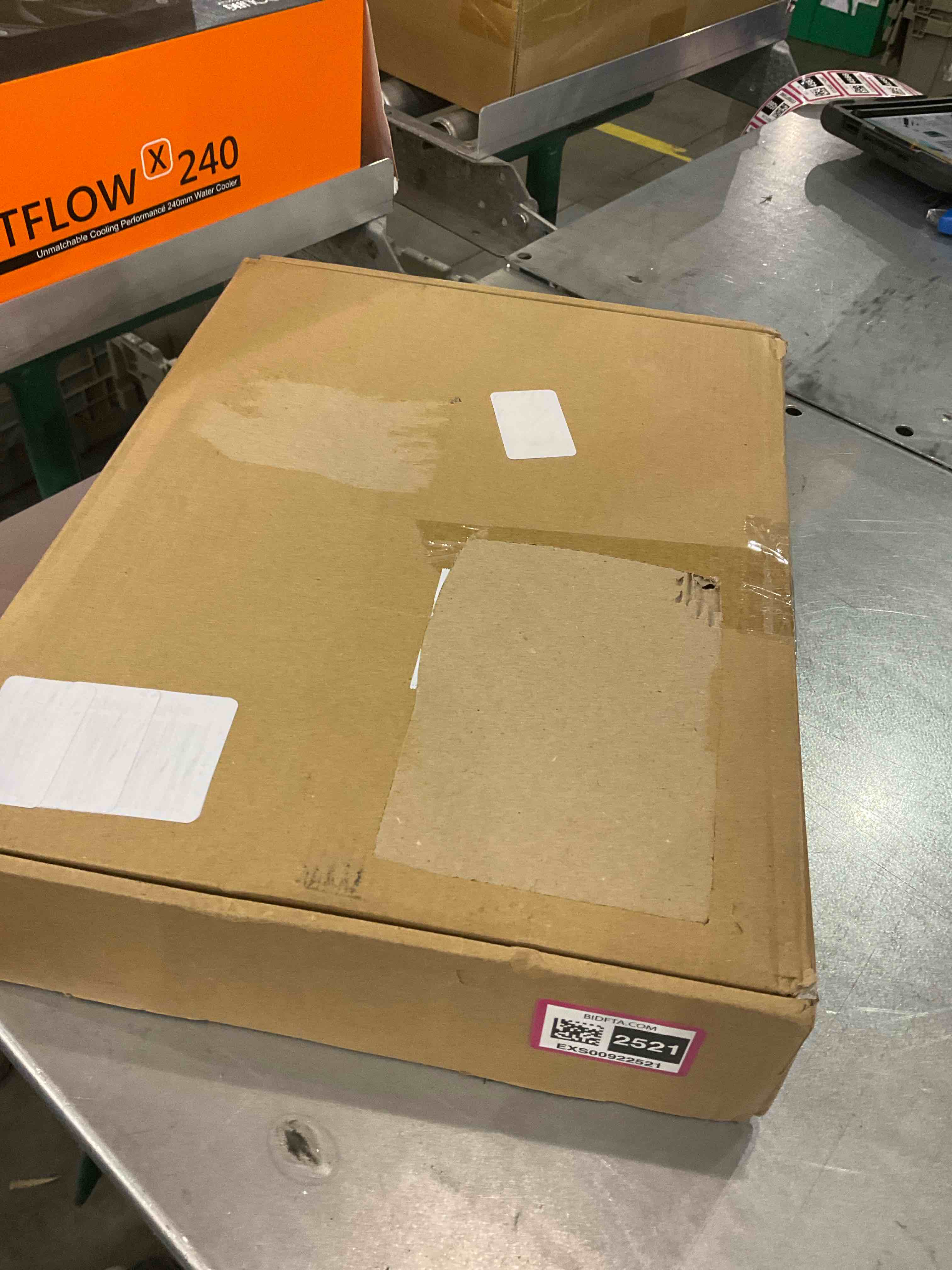 https://s3.amazonaws.com/lotting-images-prod/bidfta/EXS00922521_1701697210295.jpeg