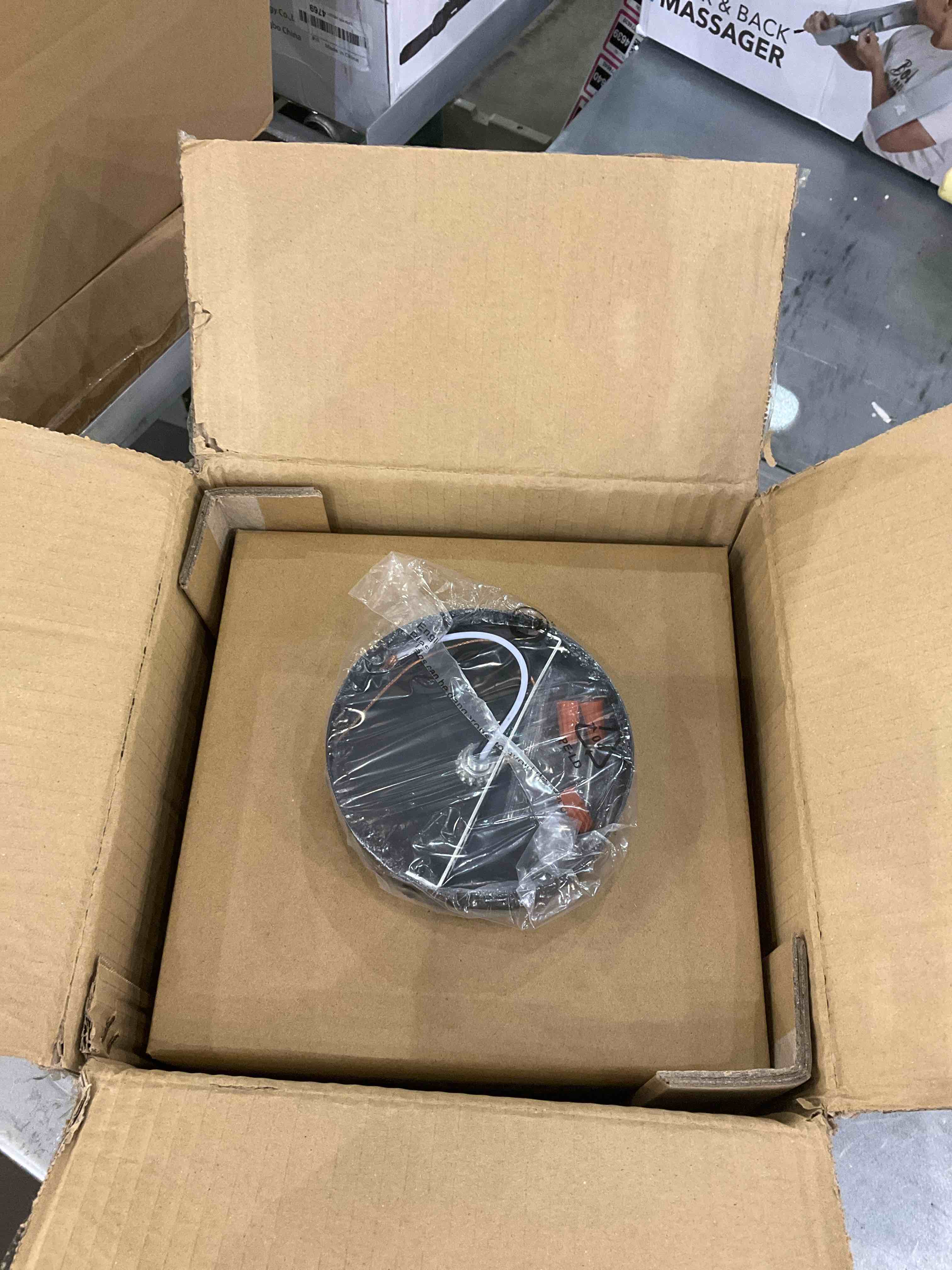 https://s3.amazonaws.com/lotting-images-prod/bidfta/EXS00922638_1701714189779.jpeg