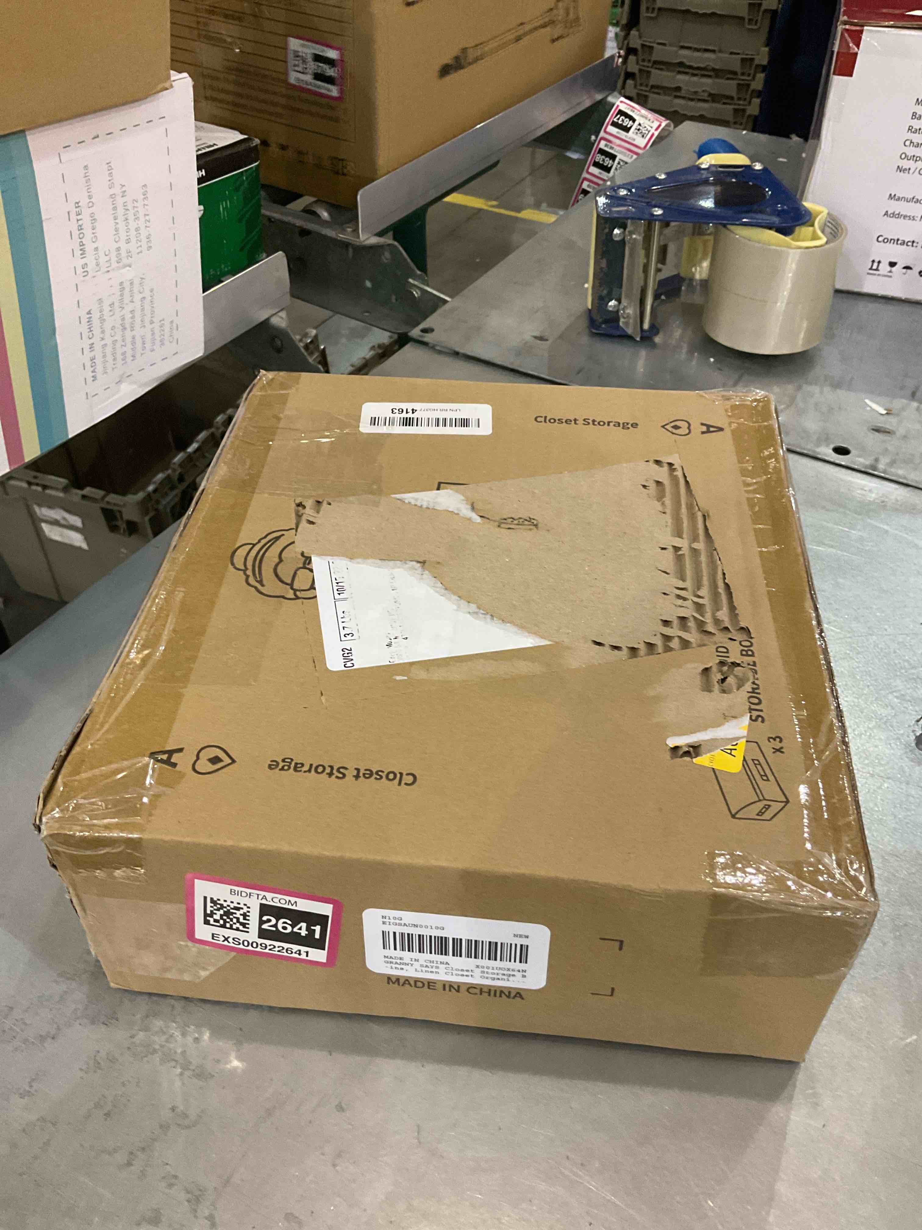 https://s3.amazonaws.com/lotting-images-prod/bidfta/EXS00922641_1701714475378.jpeg