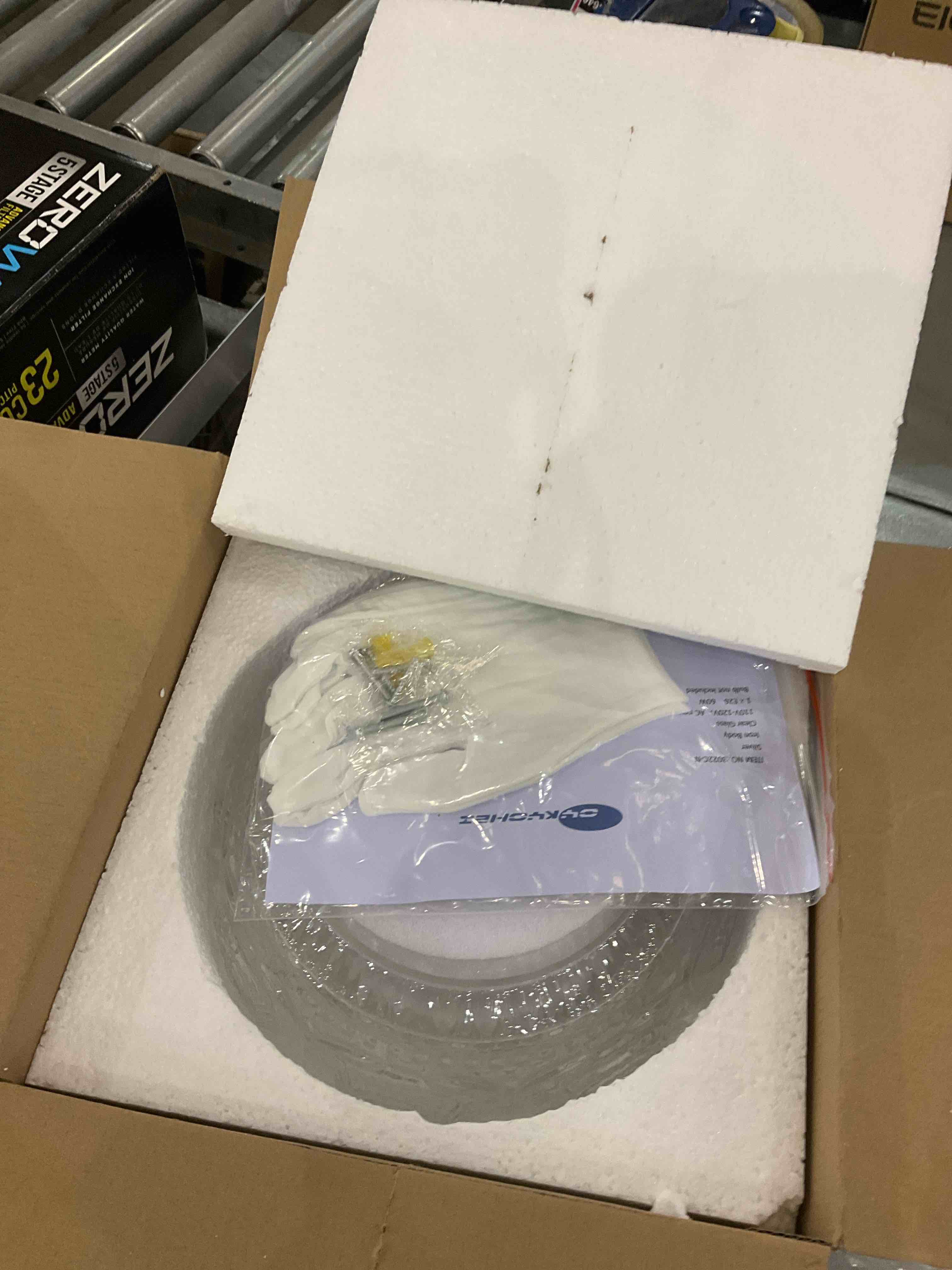 https://s3.amazonaws.com/lotting-images-prod/bidfta/EXS00922649_1701719647707.jpeg