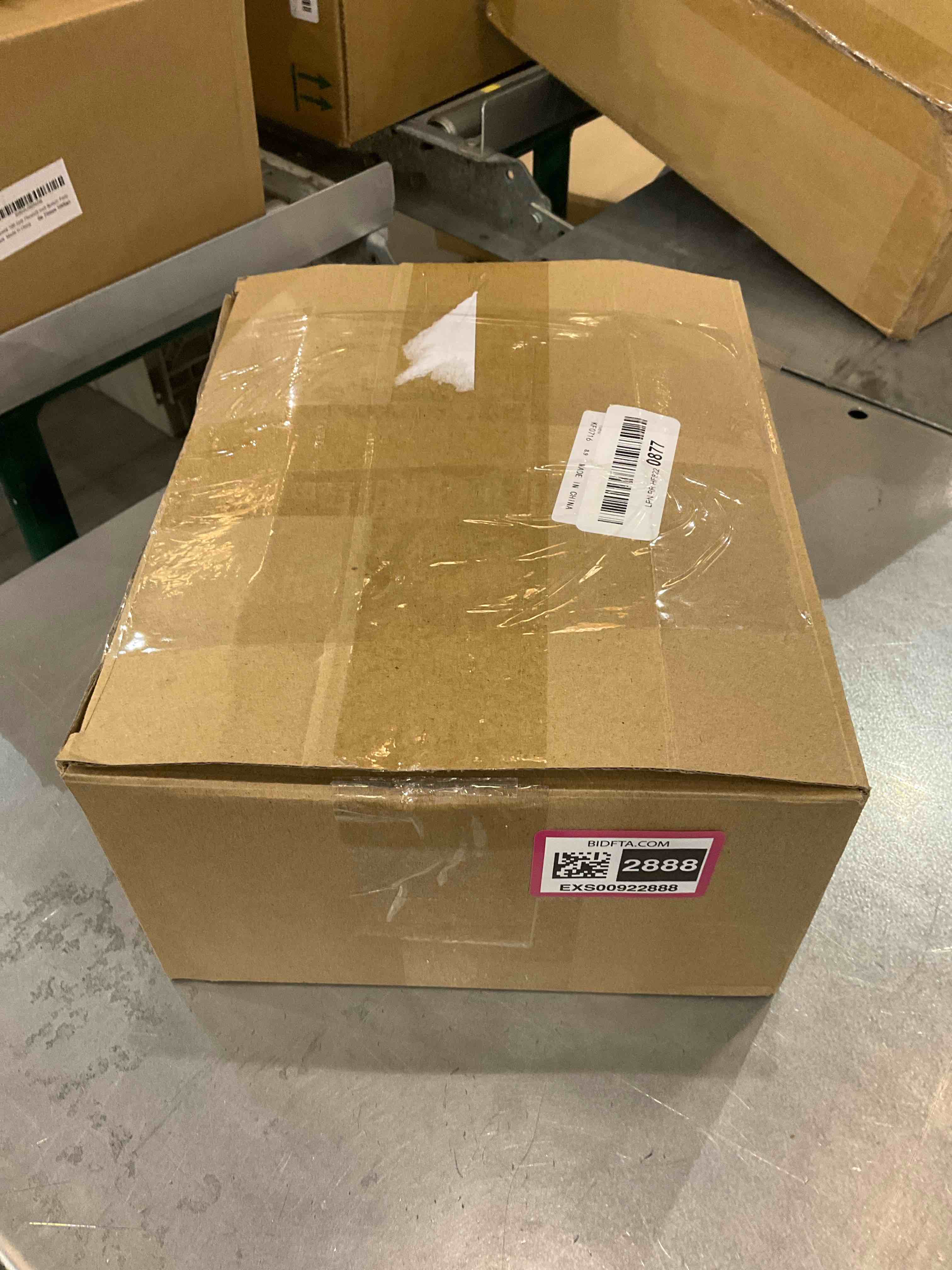 https://s3.amazonaws.com/lotting-images-prod/bidfta/EXS00922888_1701878682150.jpeg