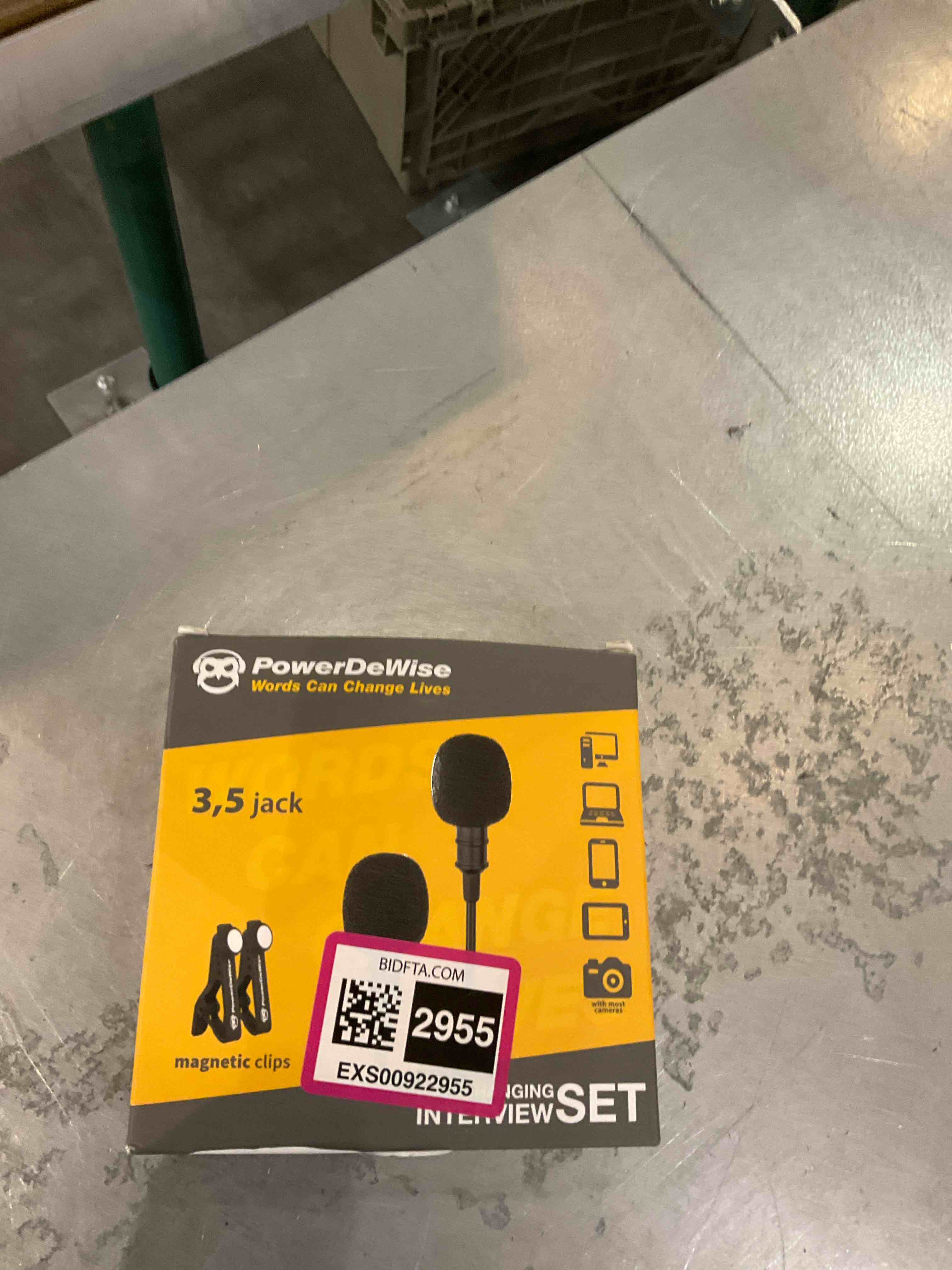 https://s3.amazonaws.com/lotting-images-prod/bidfta/EXS00922955_1701891160104.jpeg