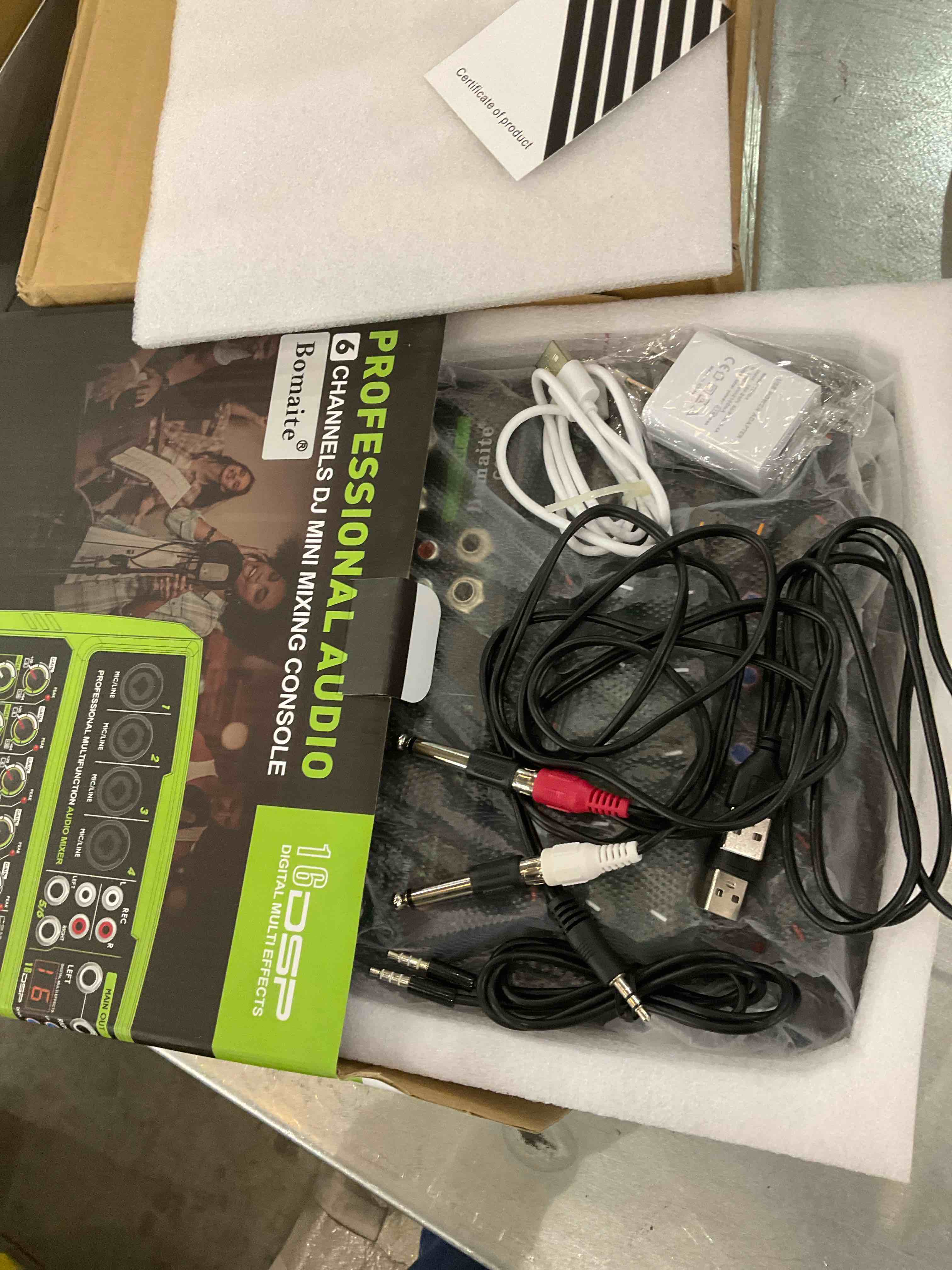 https://s3.amazonaws.com/lotting-images-prod/bidfta/EXS00923024_1701272154335.jpeg
