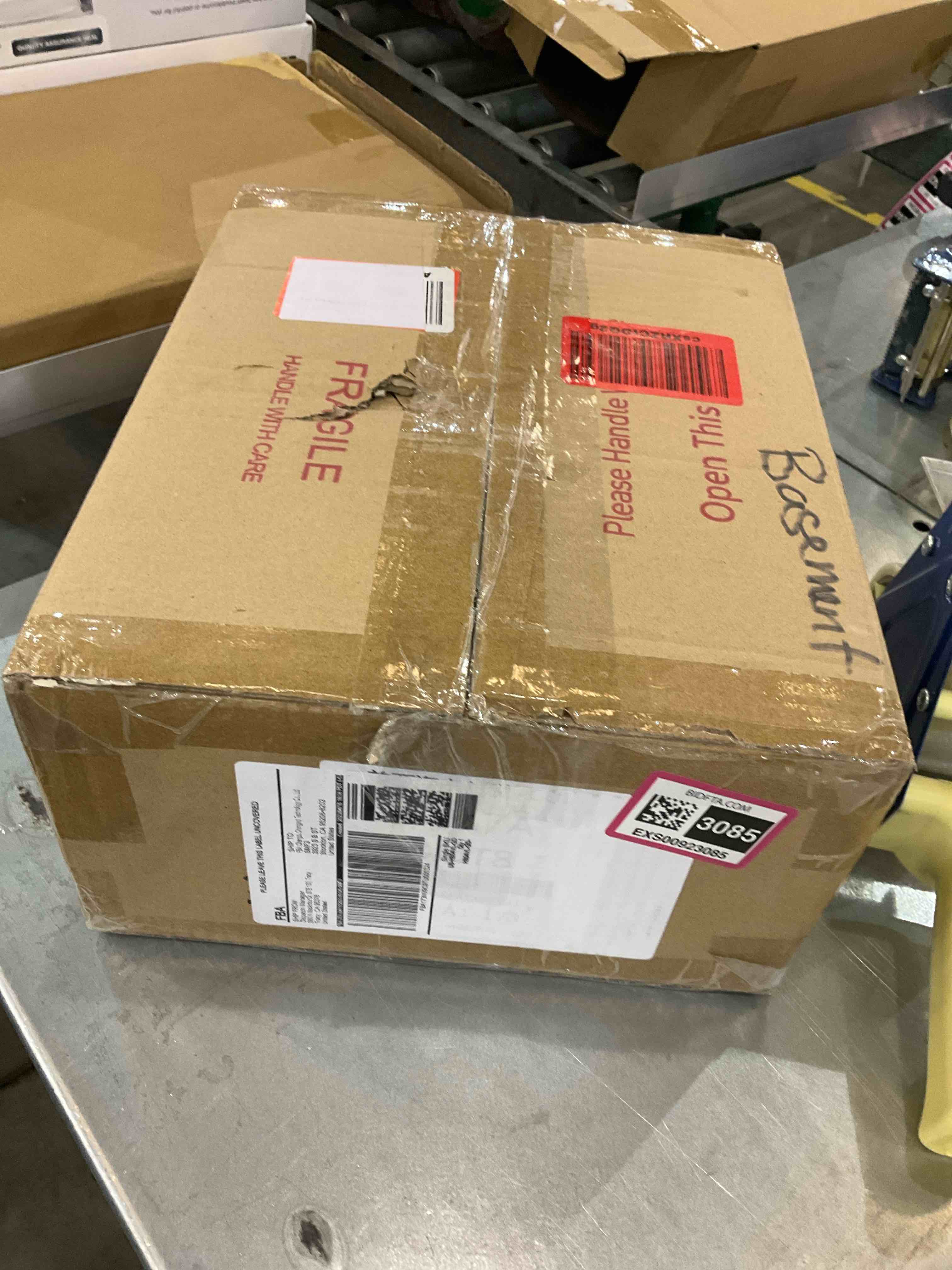 https://s3.amazonaws.com/lotting-images-prod/bidfta/EXS00923085_1701287057580.jpeg