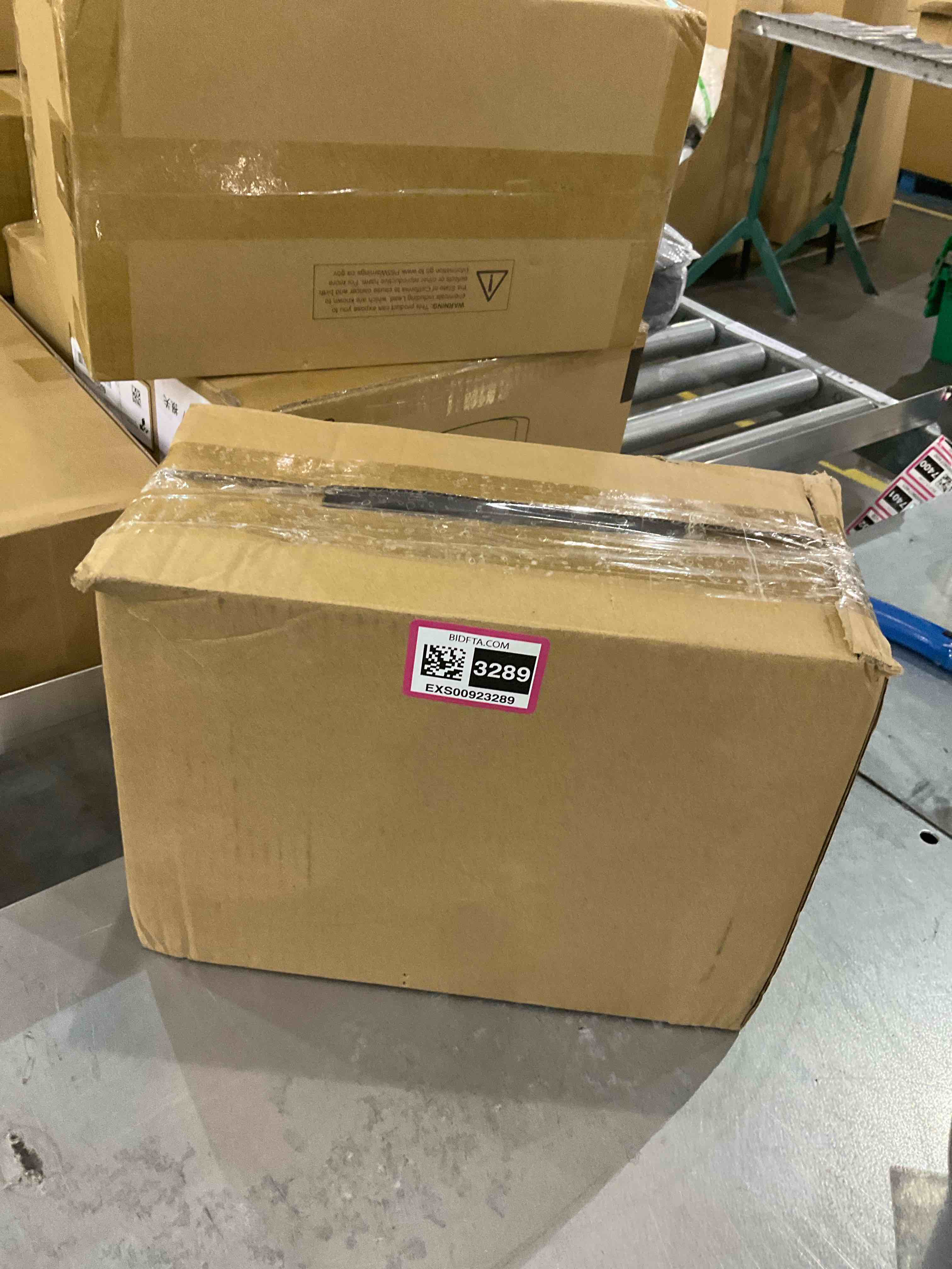 https://s3.amazonaws.com/lotting-images-prod/bidfta/EXS00923289_1701435094143.jpeg