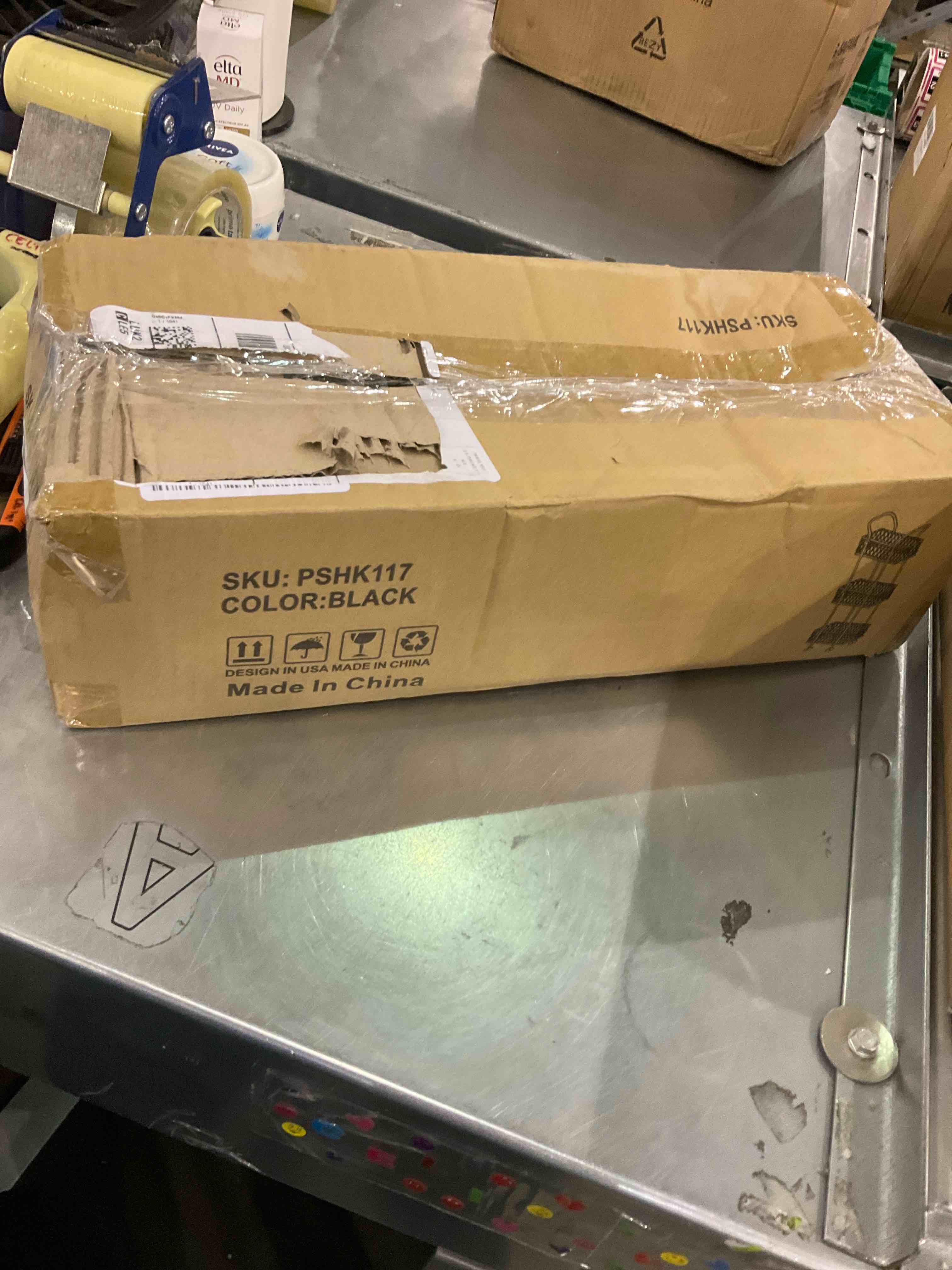 https://s3.amazonaws.com/lotting-images-prod/bidfta/EXS00923531_1701088163631.jpeg