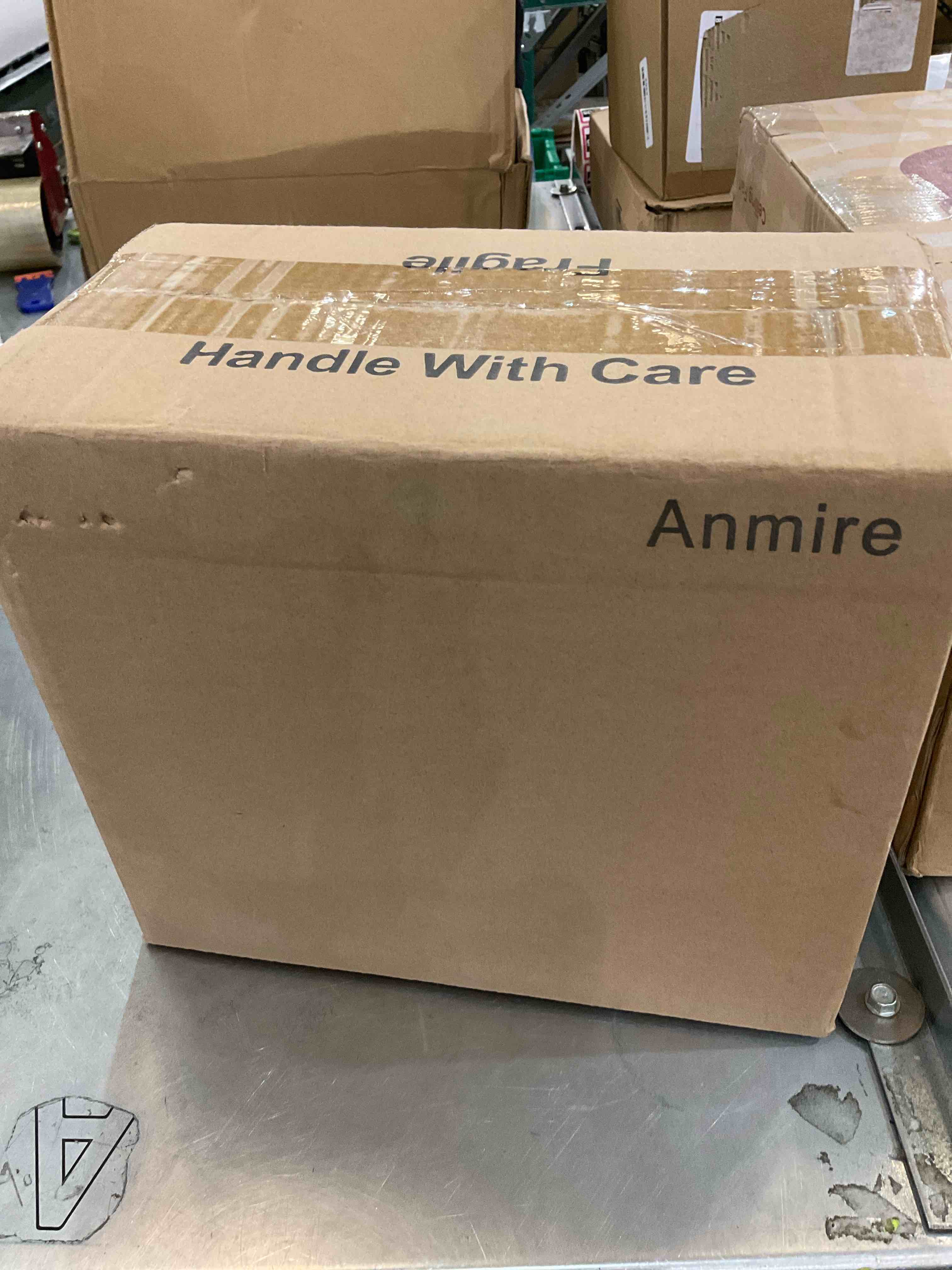 https://s3.amazonaws.com/lotting-images-prod/bidfta/EXS00923649_1701108121613.jpeg