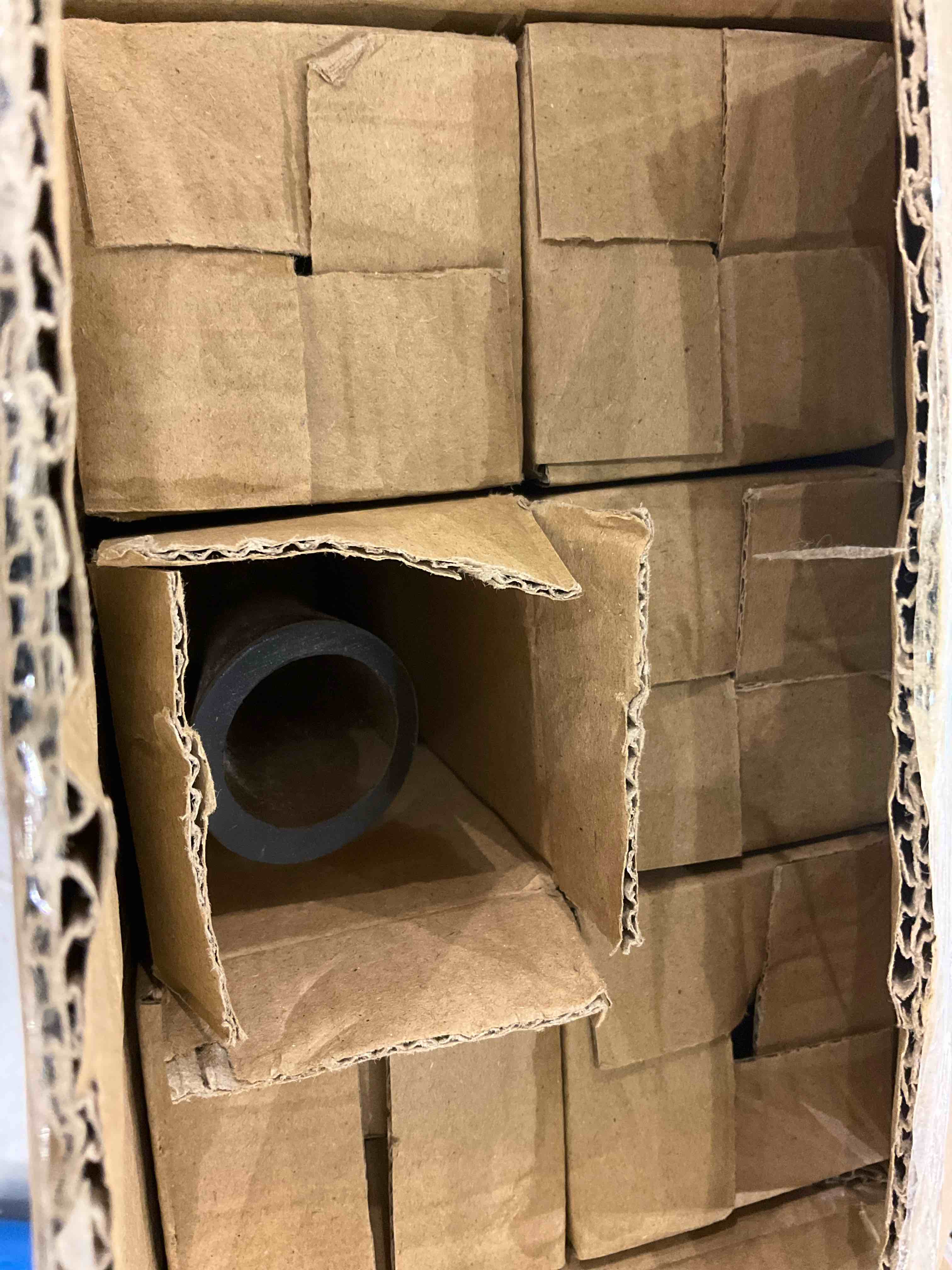 https://s3.amazonaws.com/lotting-images-prod/bidfta/EXS00924016_1702650607633.jpeg