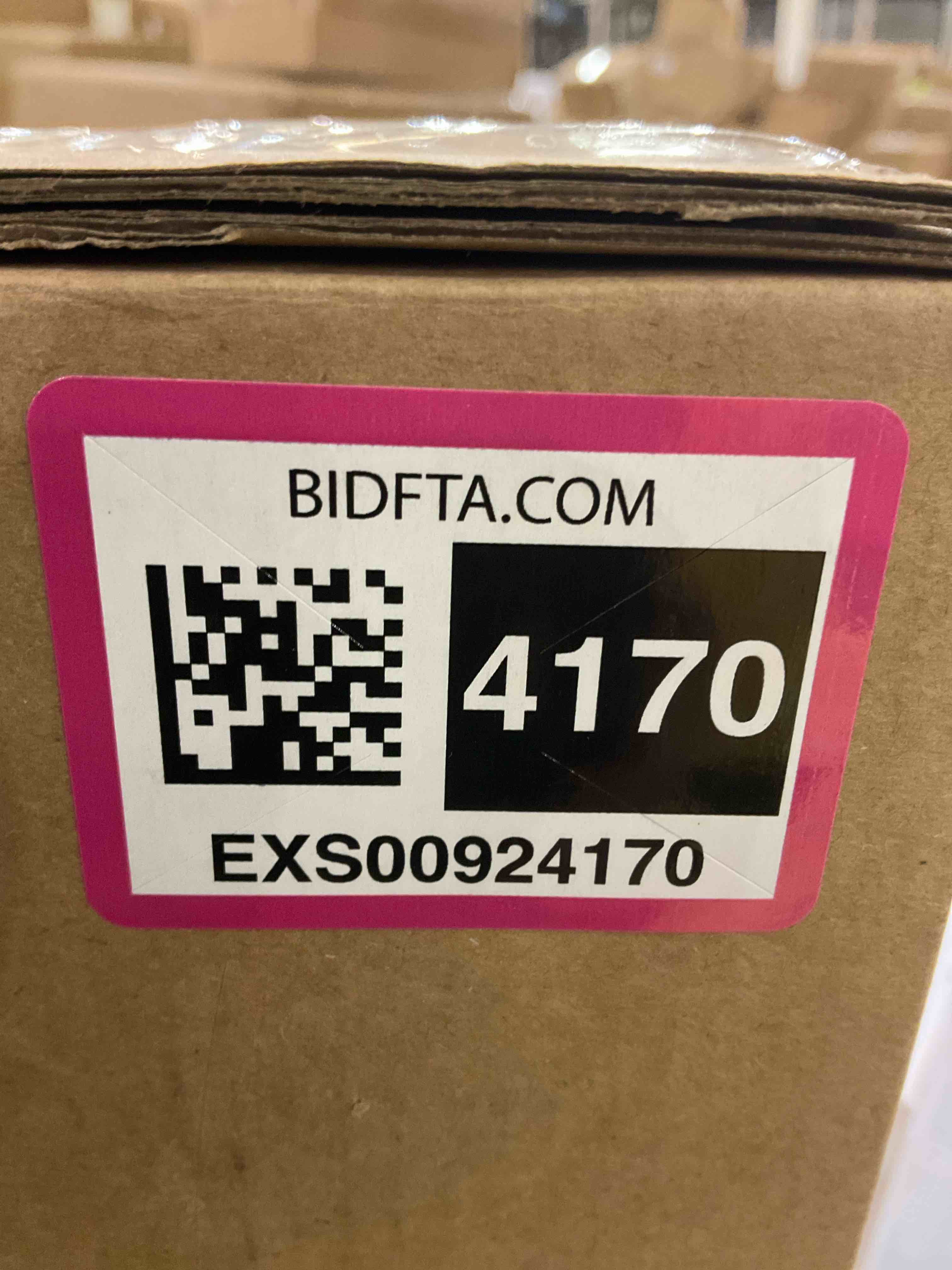 https://s3.amazonaws.com/lotting-images-prod/bidfta/EXS00924170_1702918082729.jpeg