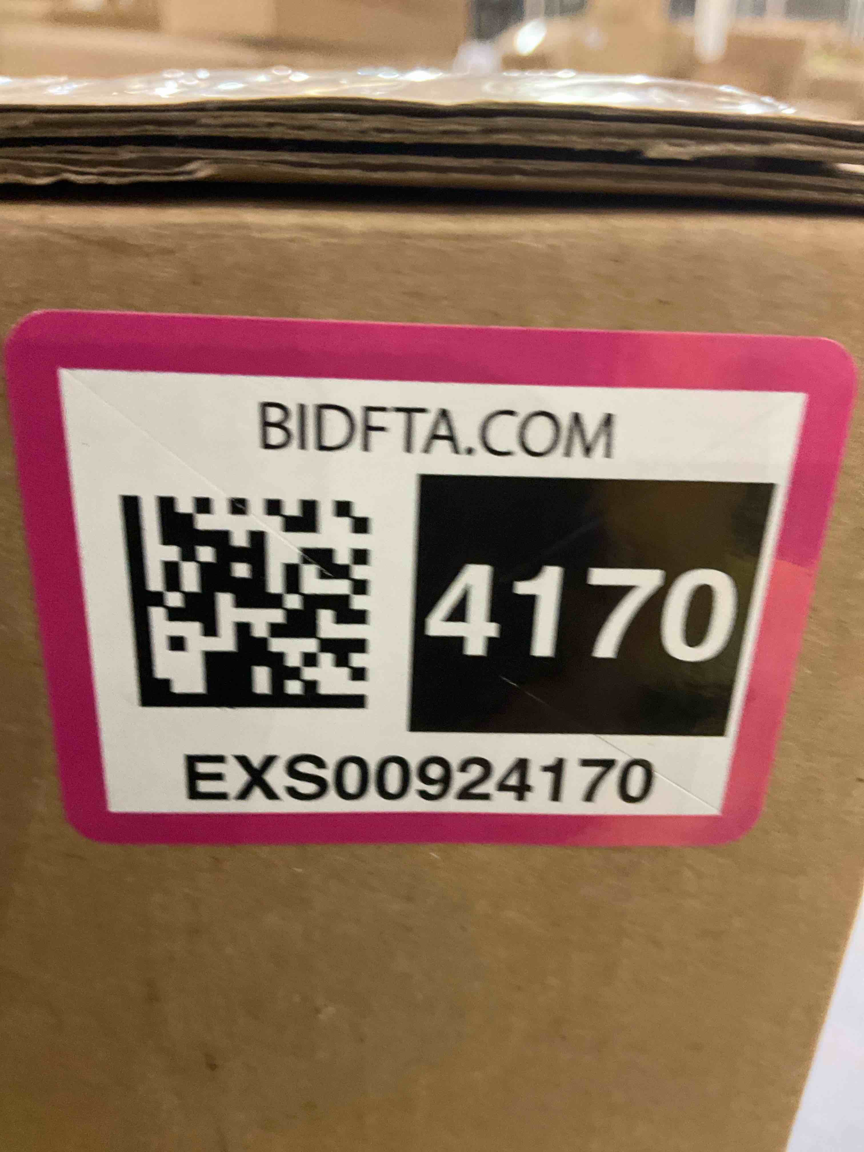 https://s3.amazonaws.com/lotting-images-prod/bidfta/EXS00924170_1702918084076.jpeg