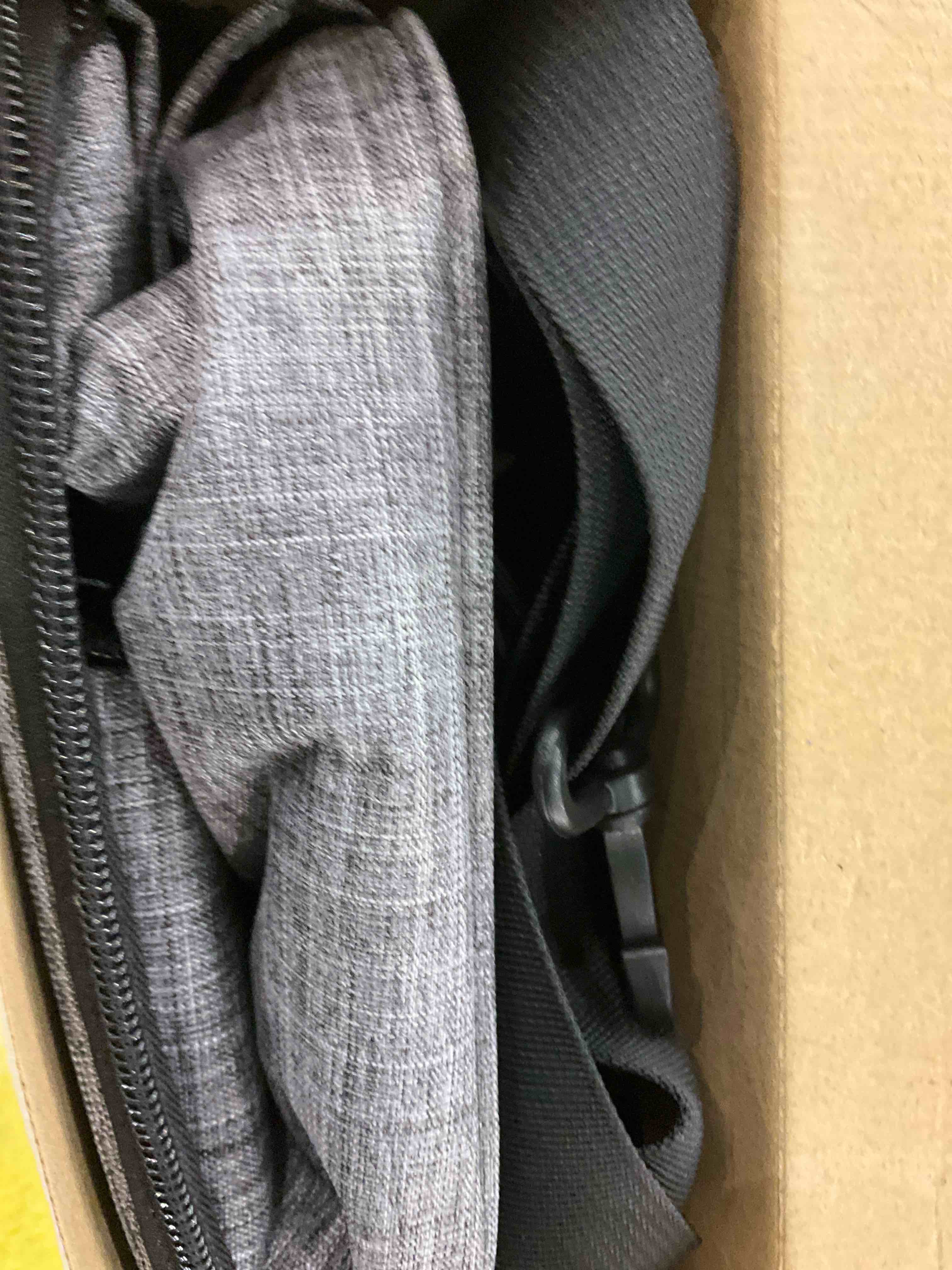 https://s3.amazonaws.com/lotting-images-prod/bidfta/EXS00924382_1703084279762.jpeg