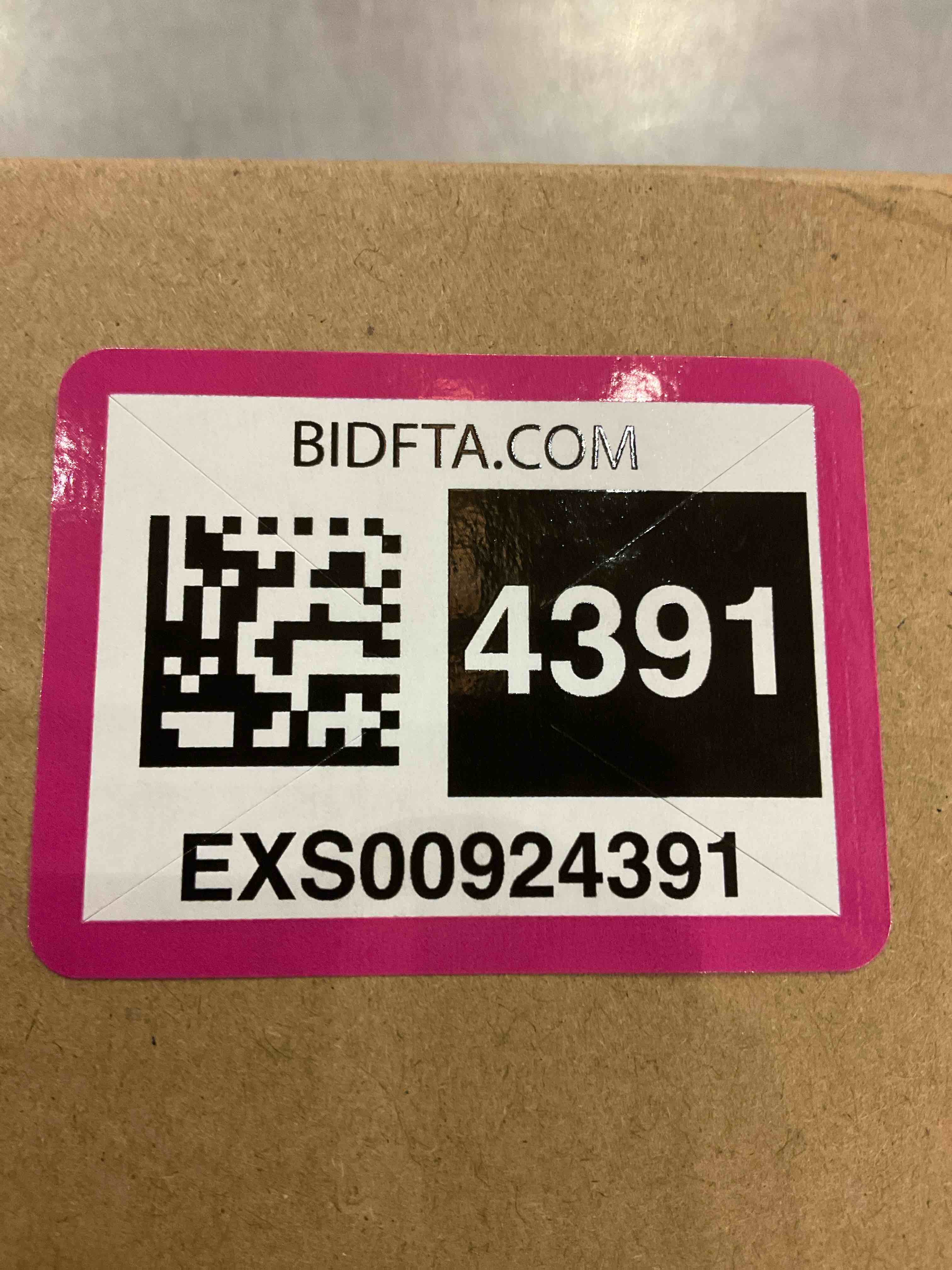 https://s3.amazonaws.com/lotting-images-prod/bidfta/EXS00924391_1703085454577.jpeg