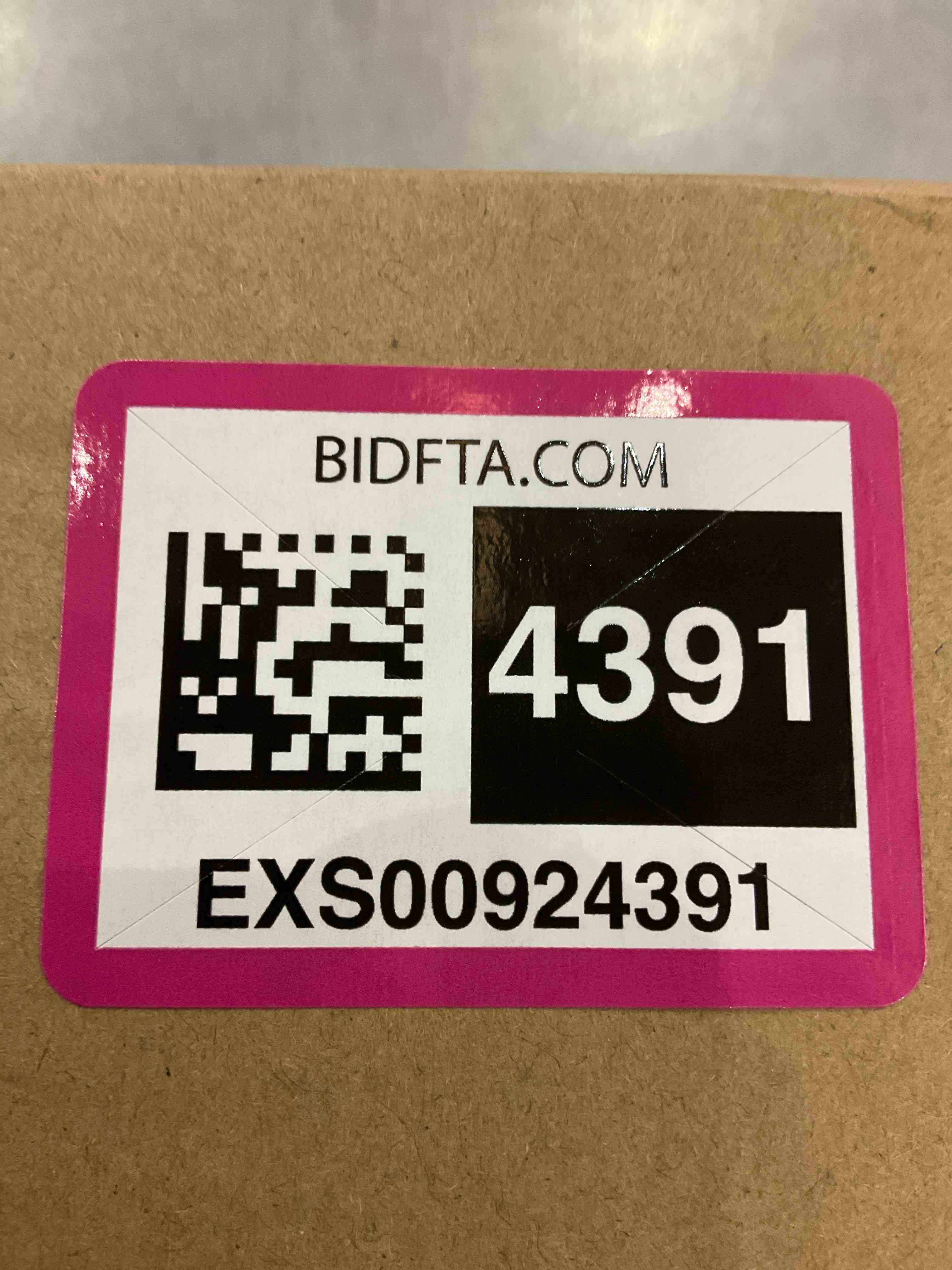 https://s3.amazonaws.com/lotting-images-prod/bidfta/EXS00924391_1703085455629.jpeg