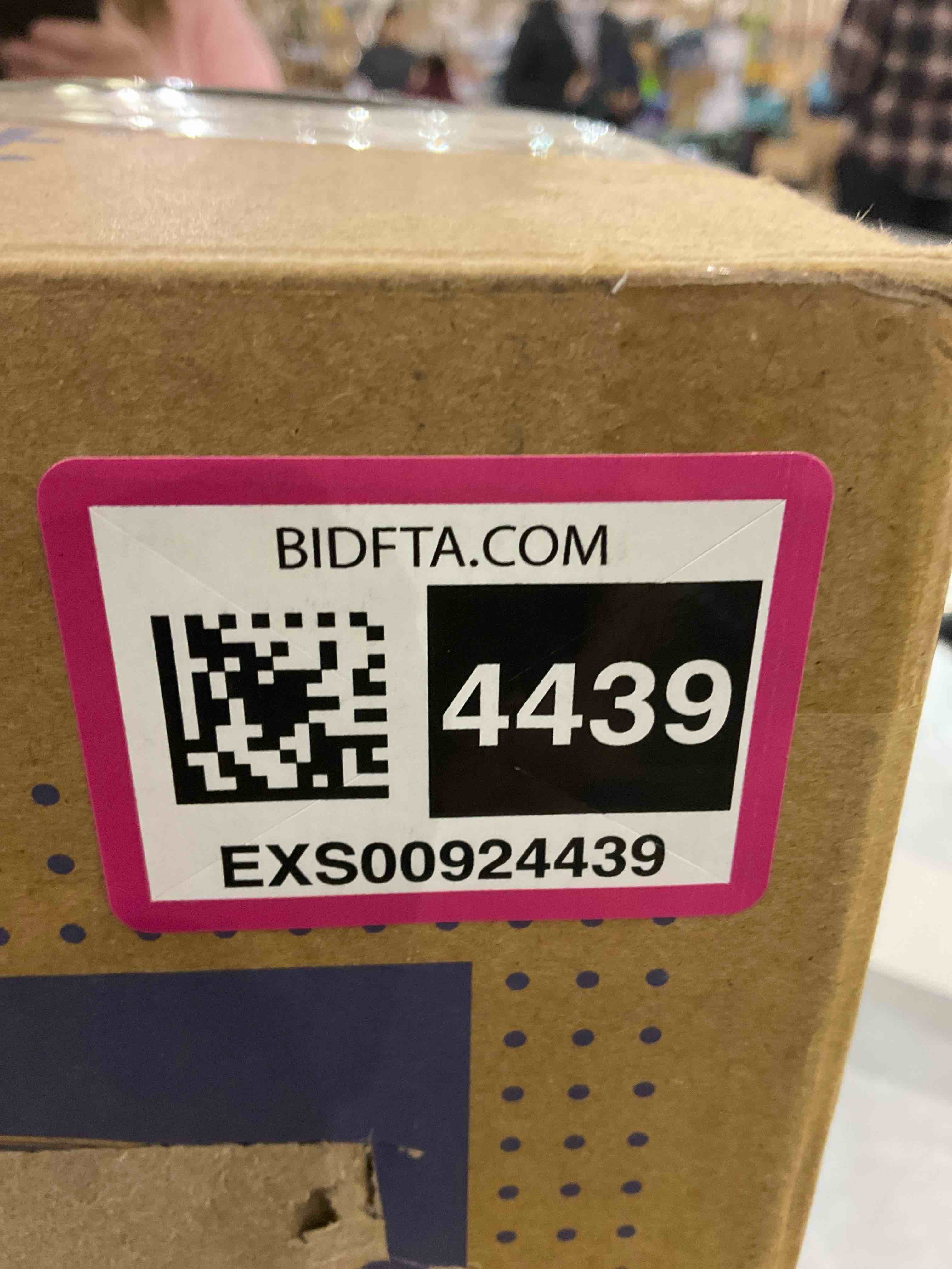 https://s3.amazonaws.com/lotting-images-prod/bidfta/EXS00924439_1703094969083.jpeg