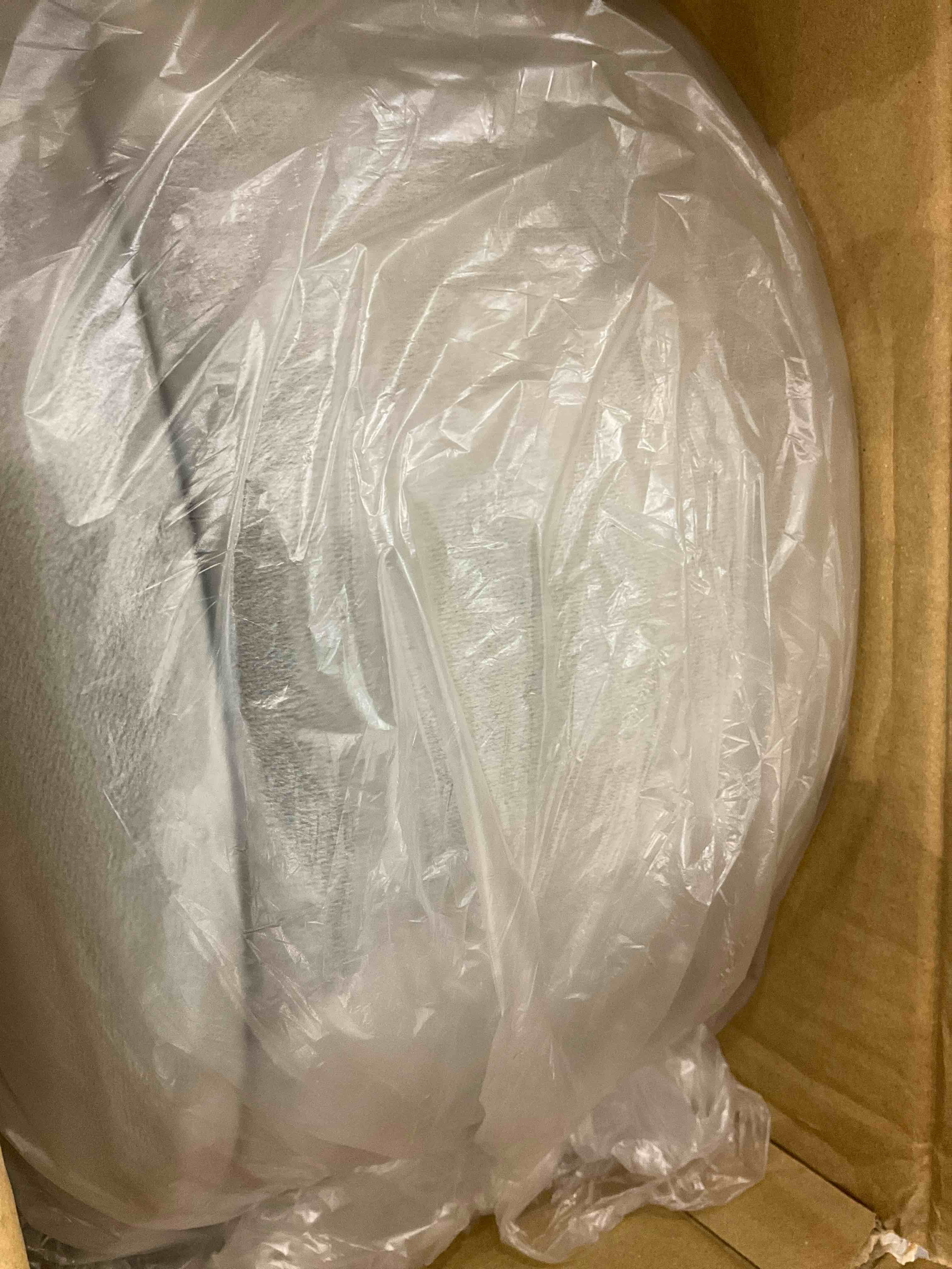 https://s3.amazonaws.com/lotting-images-prod/bidfta/EXS00924443_1703095514881.jpeg