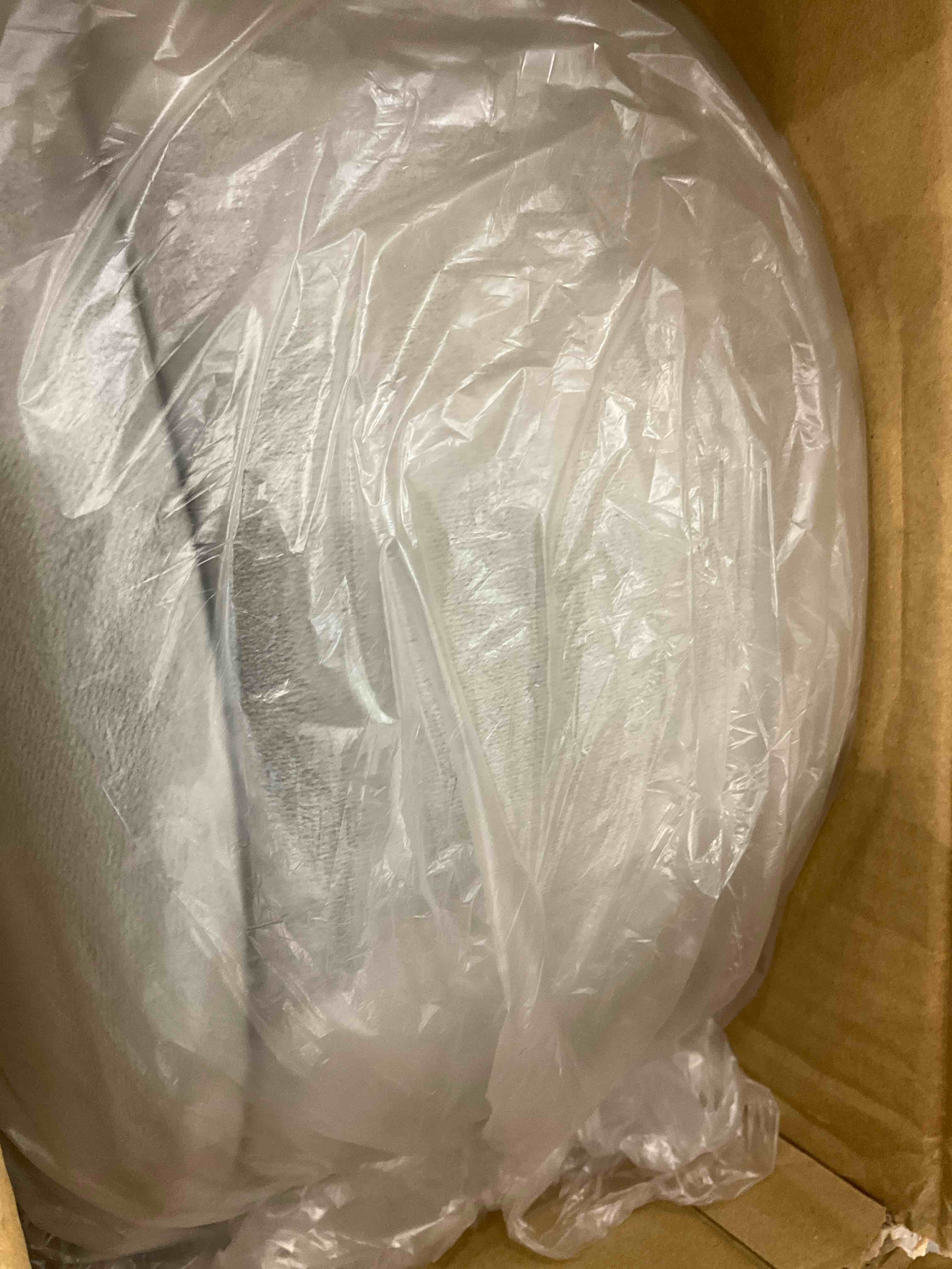 https://s3.amazonaws.com/lotting-images-prod/bidfta/EXS00924443_1703095516165.jpeg