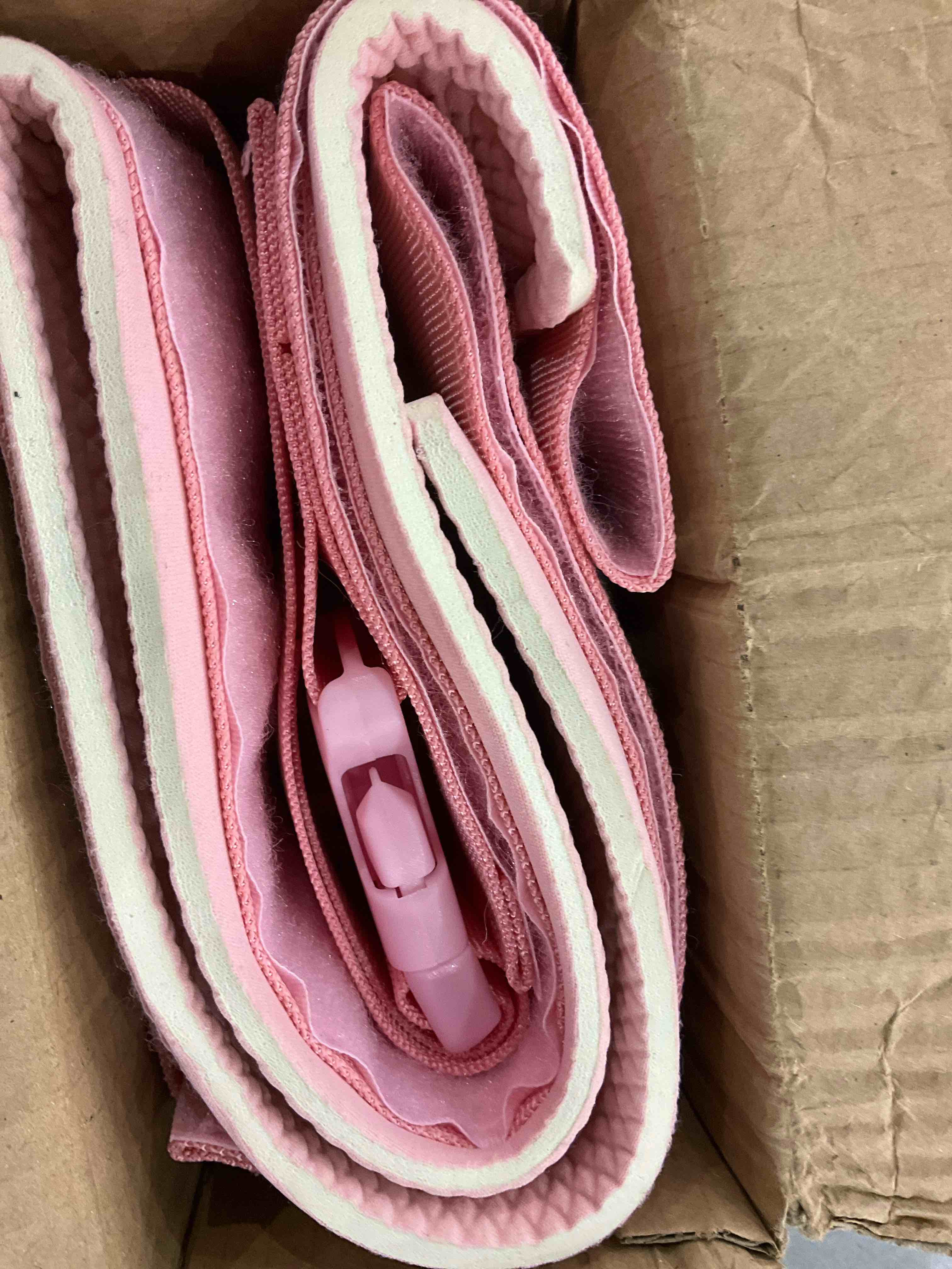 https://s3.amazonaws.com/lotting-images-prod/bidfta/EXS00924476_1703102145295.jpeg