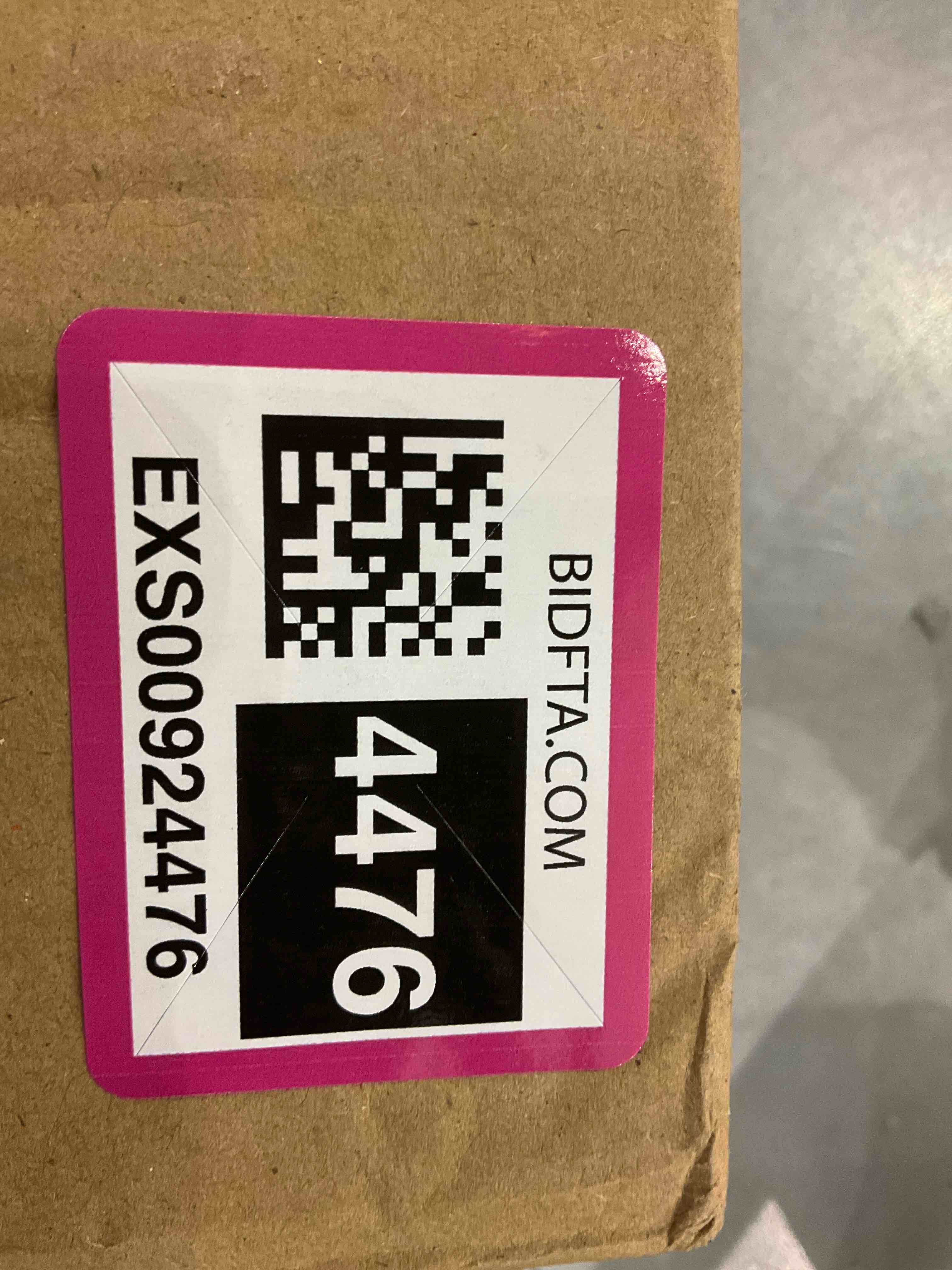 https://s3.amazonaws.com/lotting-images-prod/bidfta/EXS00924476_1703102197262.jpeg