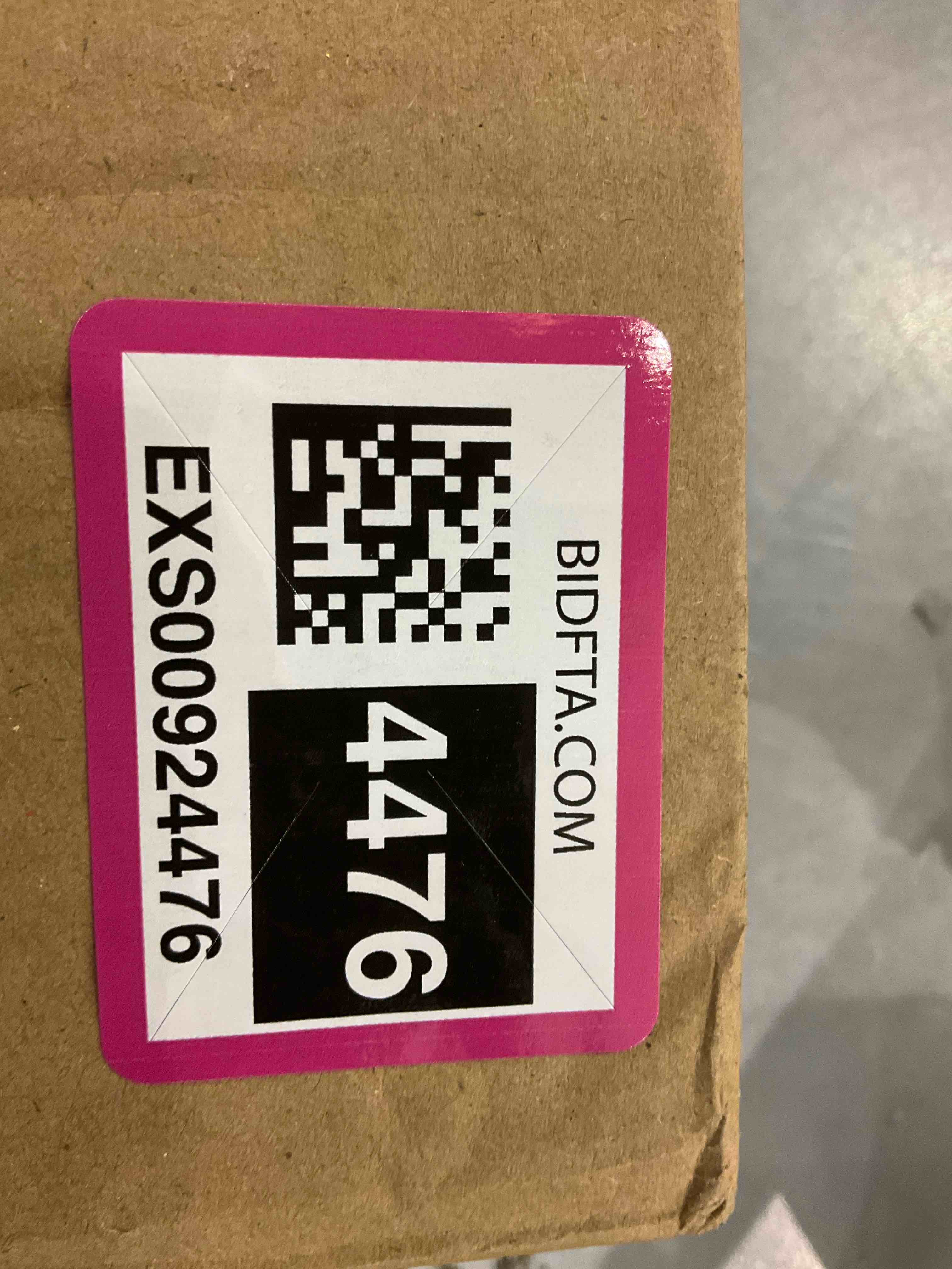 https://s3.amazonaws.com/lotting-images-prod/bidfta/EXS00924476_1703102198349.jpeg