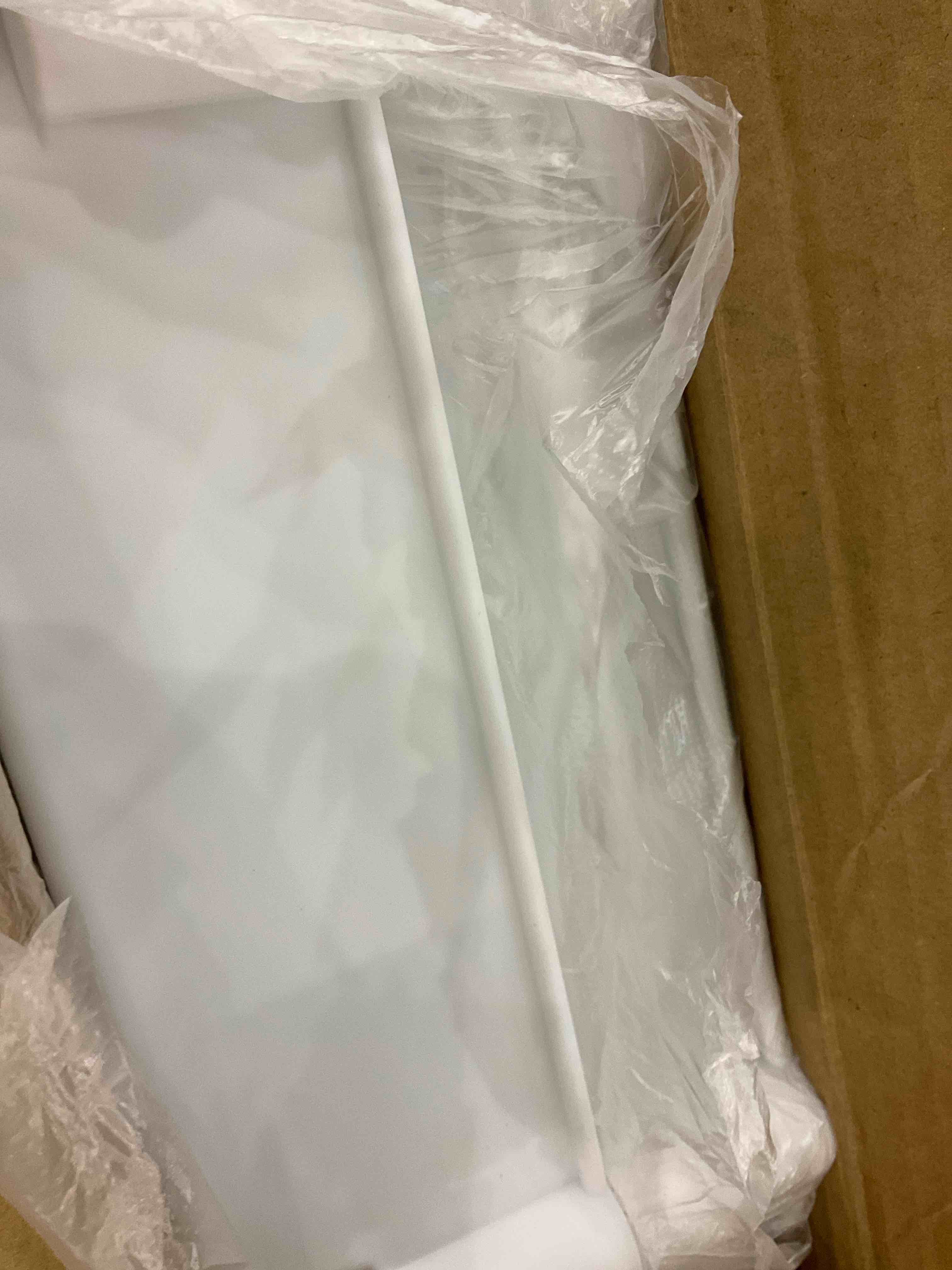 https://s3.amazonaws.com/lotting-images-prod/bidfta/EXS00924477_1703102327125.jpeg