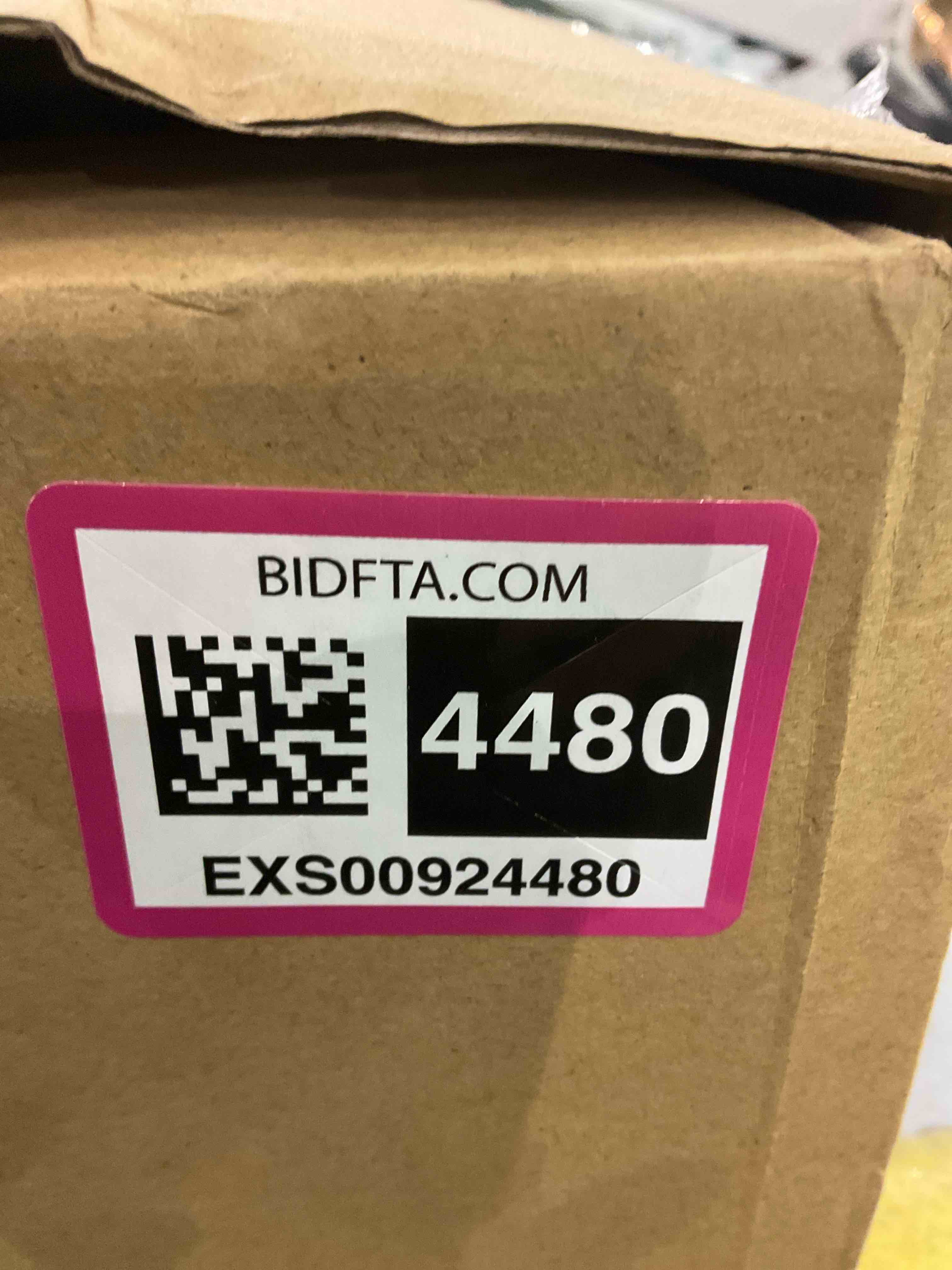 https://s3.amazonaws.com/lotting-images-prod/bidfta/EXS00924480_1703102885657.jpeg