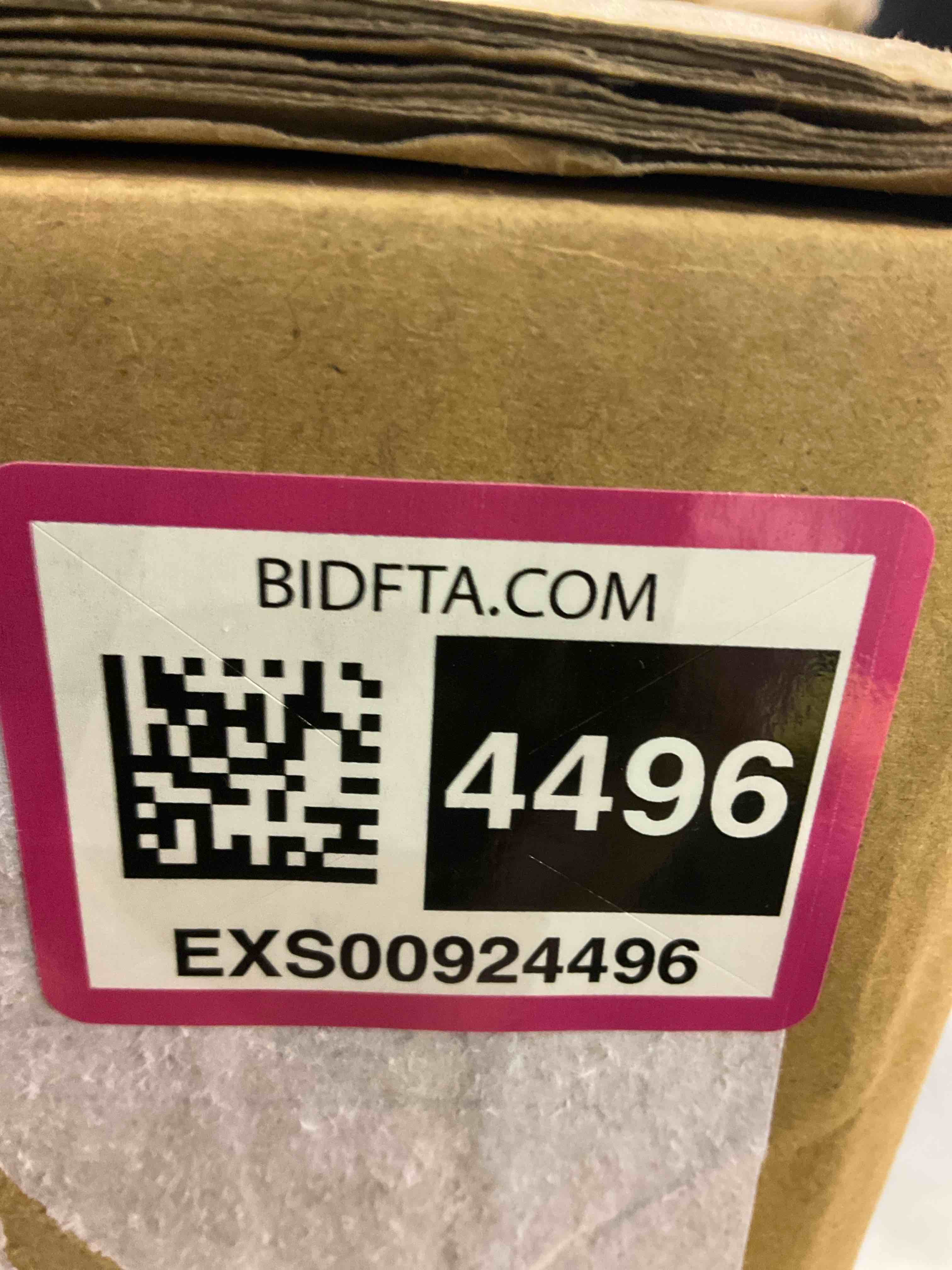 https://s3.amazonaws.com/lotting-images-prod/bidfta/EXS00924496_1703162115145.jpeg