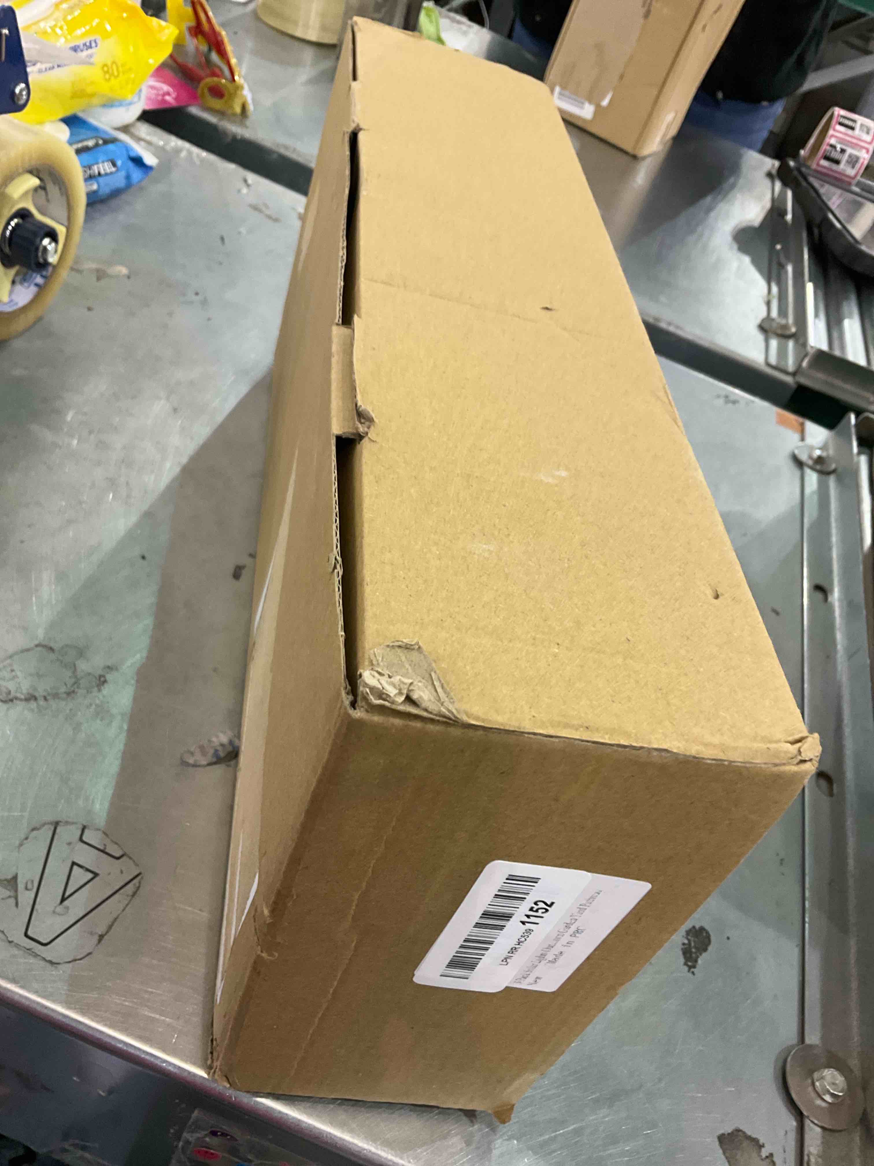 https://s3.amazonaws.com/lotting-images-prod/bidfta/EXS00924594_1703248088927.jpeg
