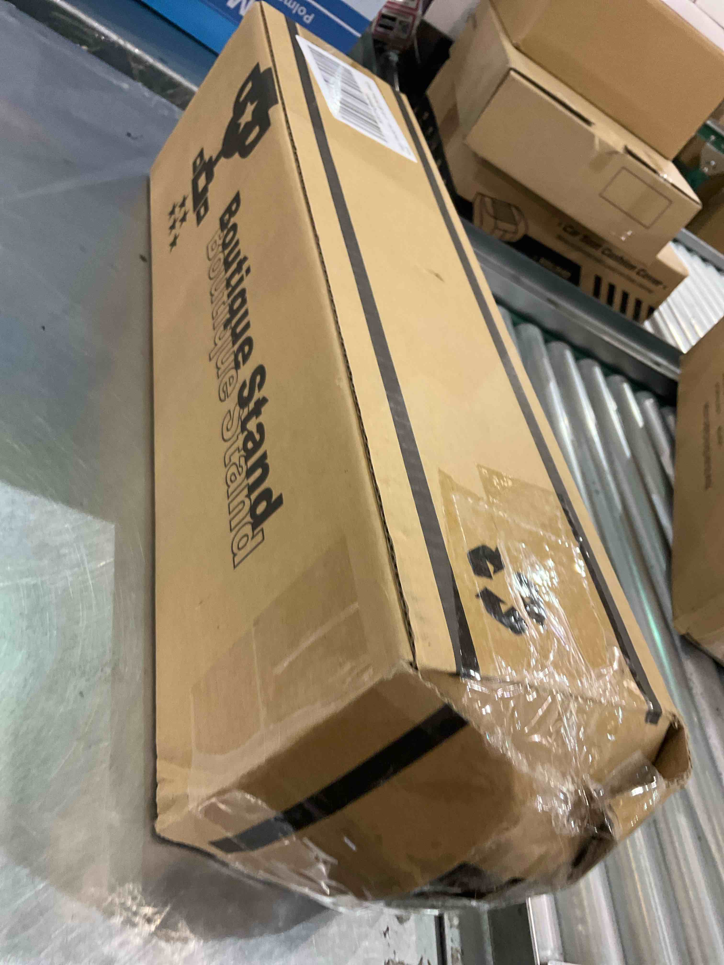 https://s3.amazonaws.com/lotting-images-prod/bidfta/EXS00924808_1703691600512.jpeg