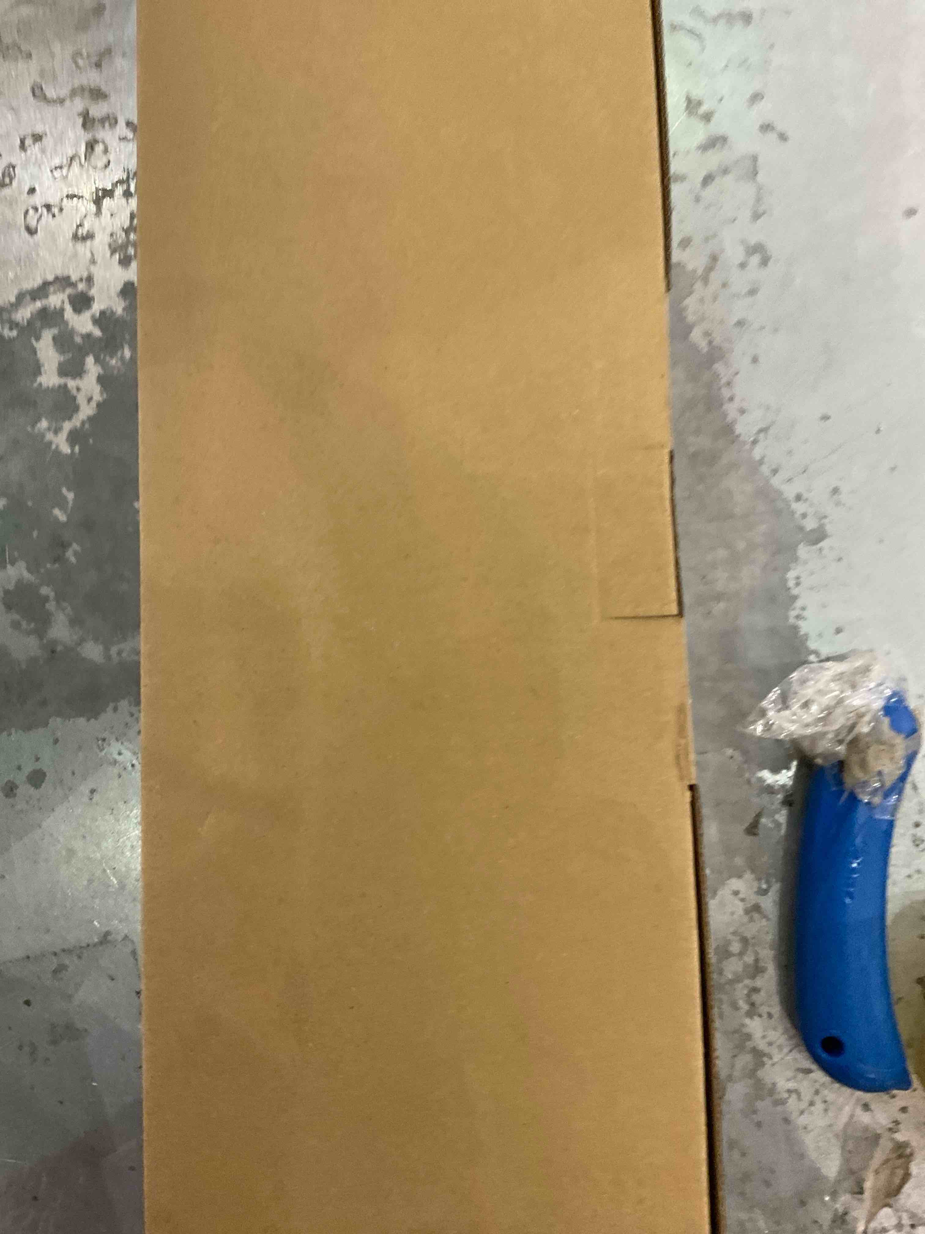 https://s3.amazonaws.com/lotting-images-prod/bidfta/EXS00925113_1701453768451.jpeg