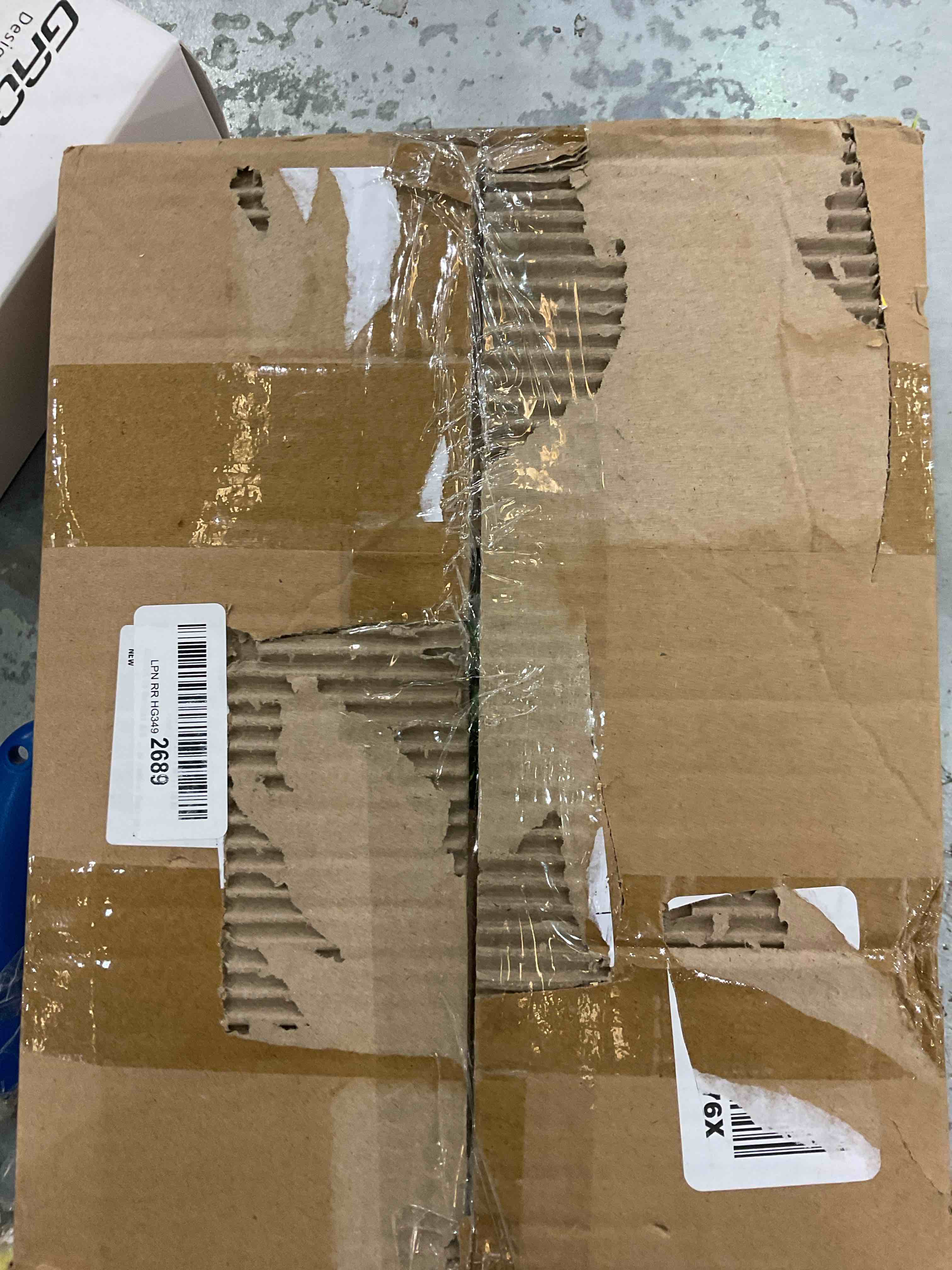 https://s3.amazonaws.com/lotting-images-prod/bidfta/EXS00925337_1701718750444.jpeg