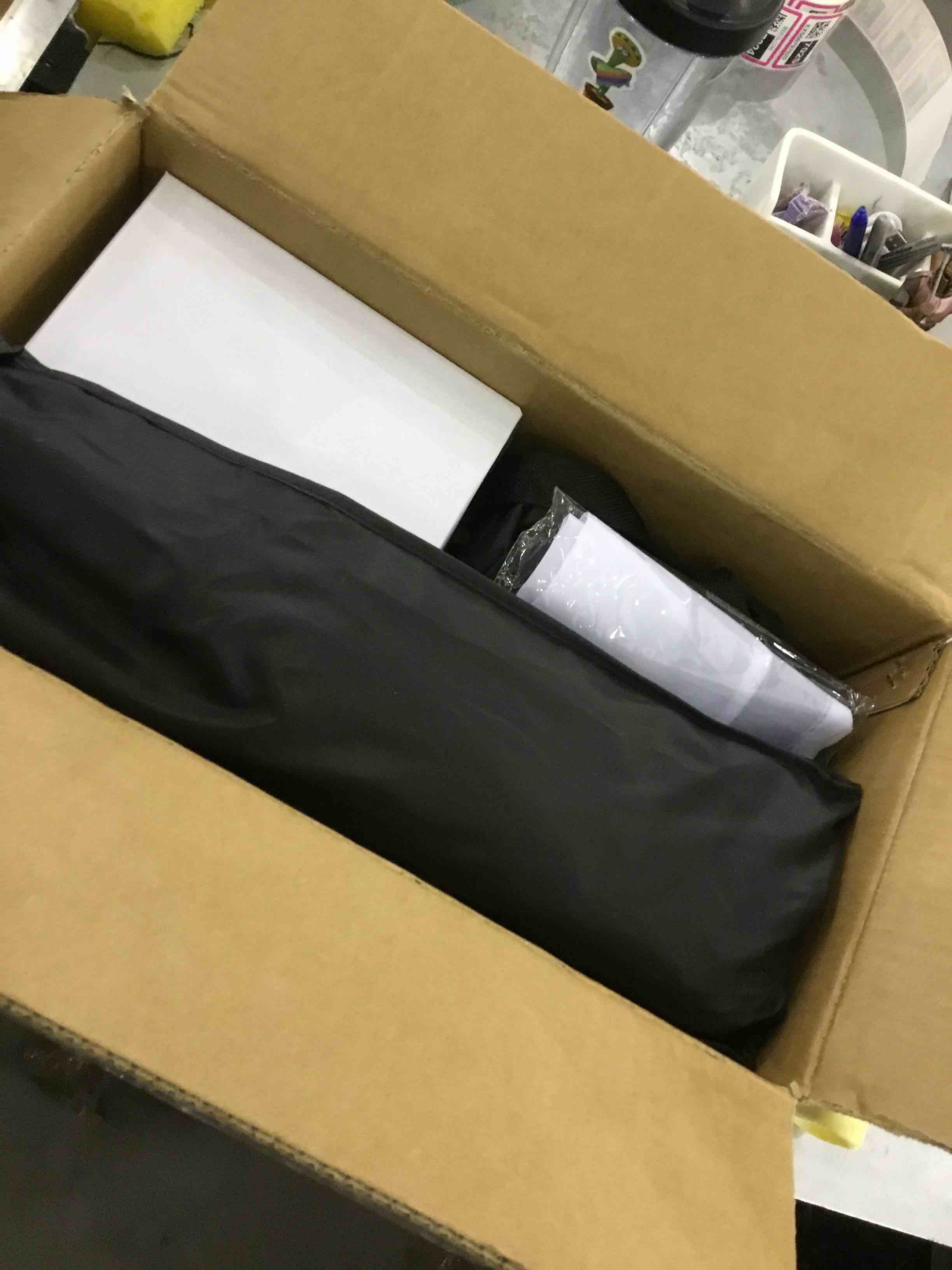 https://s3.amazonaws.com/lotting-images-prod/bidfta/EXS00925501_1701367760941.jpeg