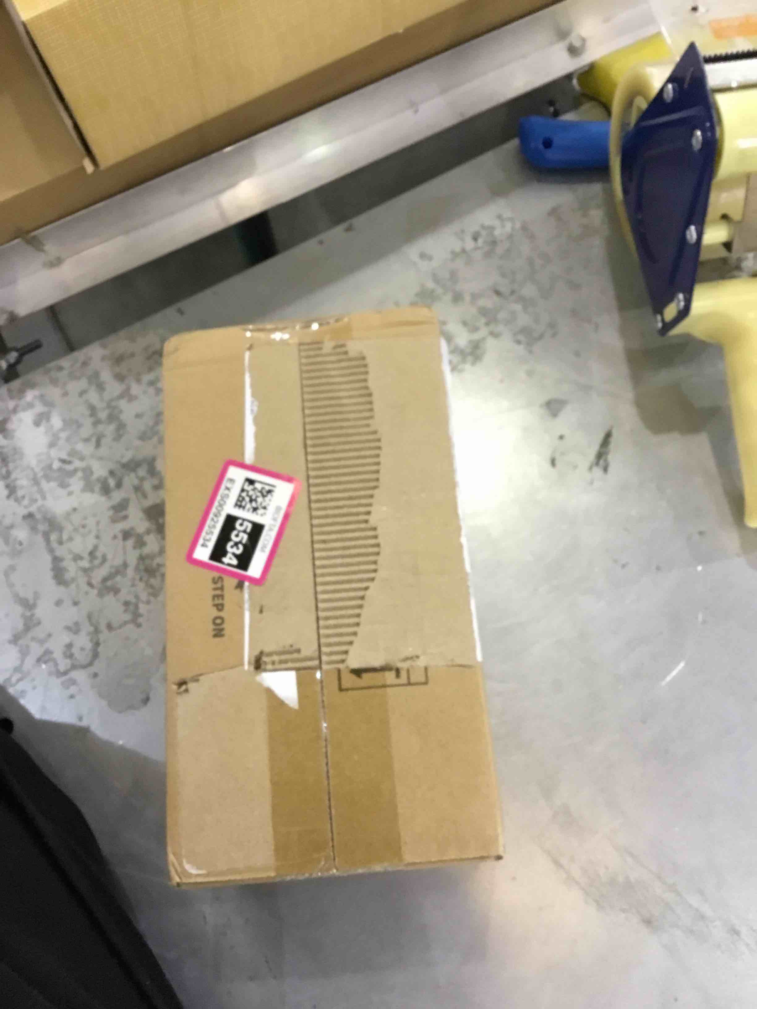 https://s3.amazonaws.com/lotting-images-prod/bidfta/EXS00925534_1701373297775.jpeg