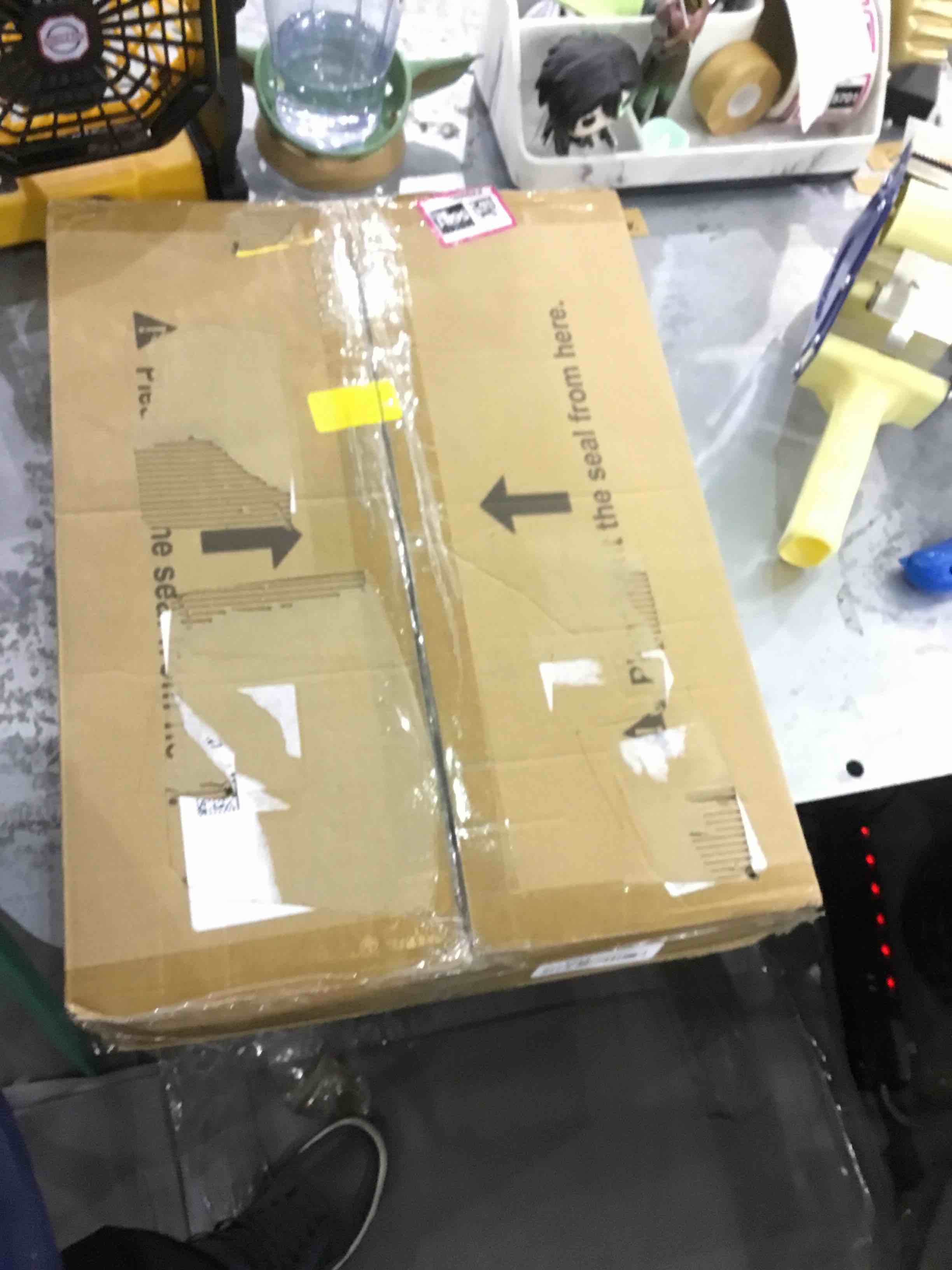 https://s3.amazonaws.com/lotting-images-prod/bidfta/EXS00925681_1701449153914.jpeg