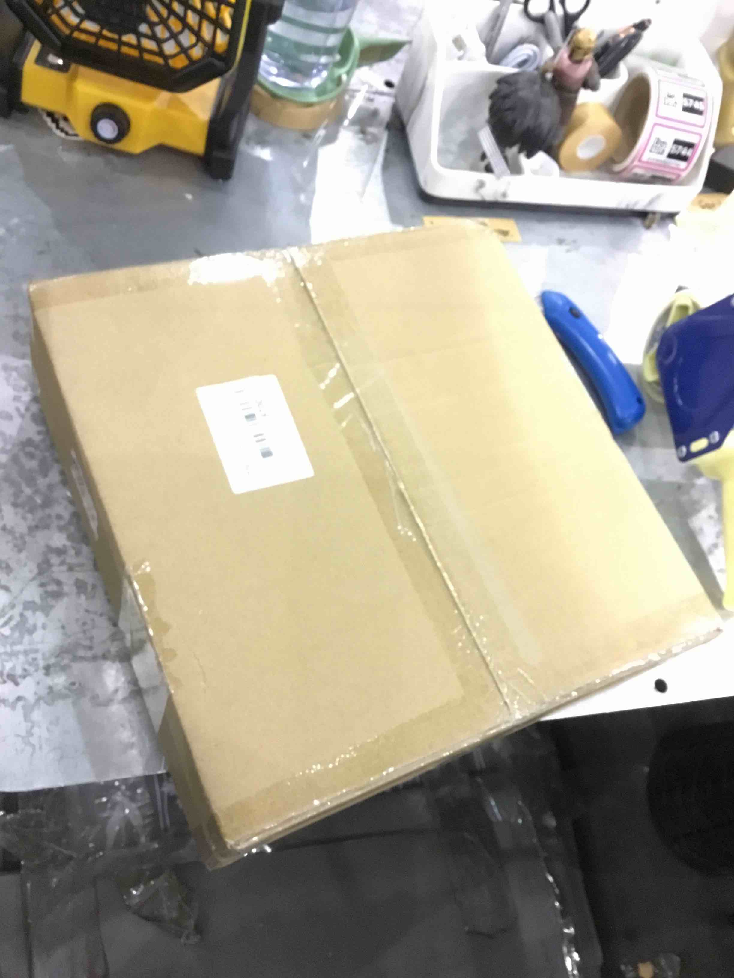 https://s3.amazonaws.com/lotting-images-prod/bidfta/EXS00925737_1701696772956.jpeg