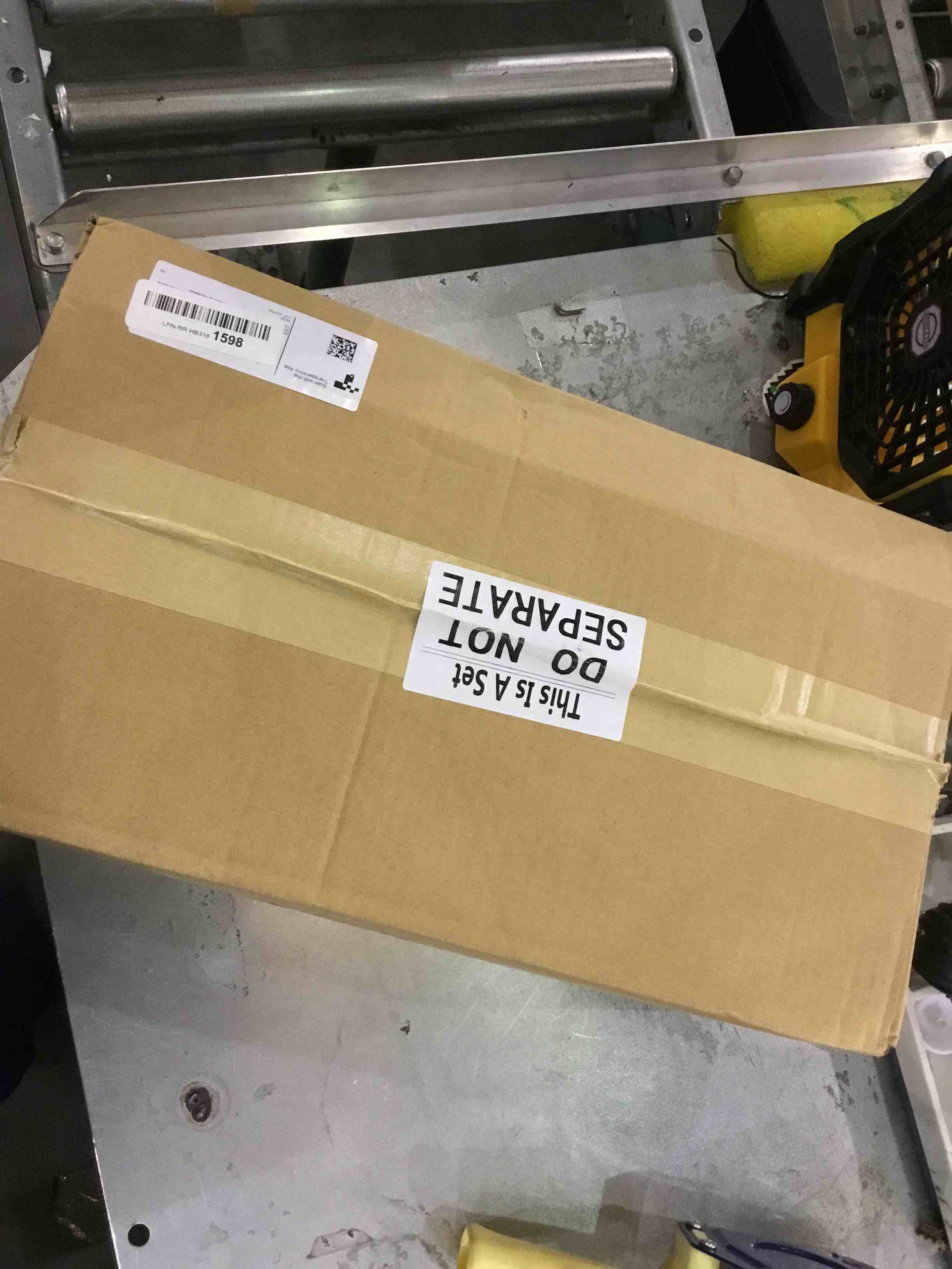 https://s3.amazonaws.com/lotting-images-prod/bidfta/EXS00925759_1701701174677.jpeg