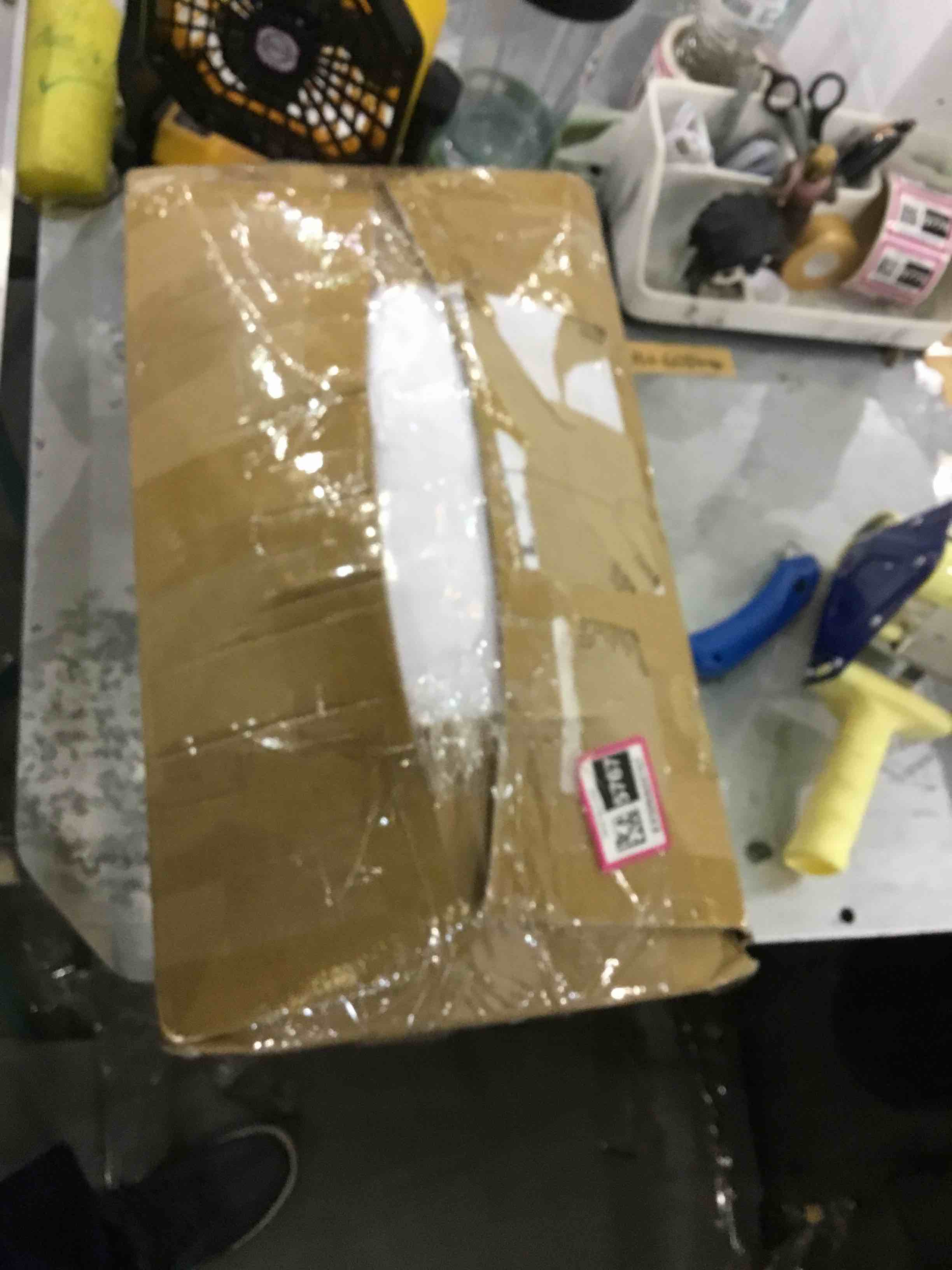 https://s3.amazonaws.com/lotting-images-prod/bidfta/EXS00925767_1701701883235.jpeg