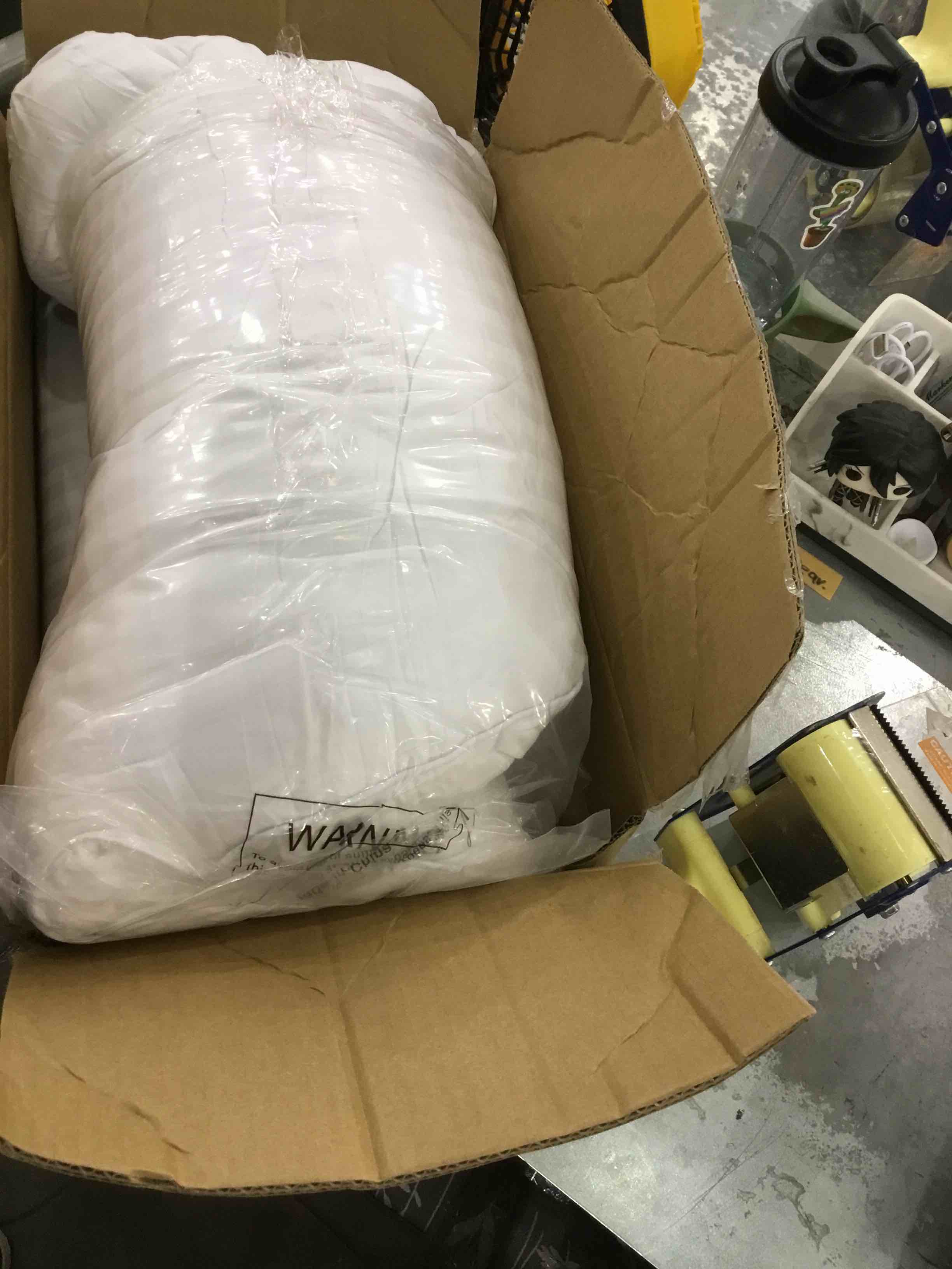 https://s3.amazonaws.com/lotting-images-prod/bidfta/EXS00925767_1701701926010.jpeg
