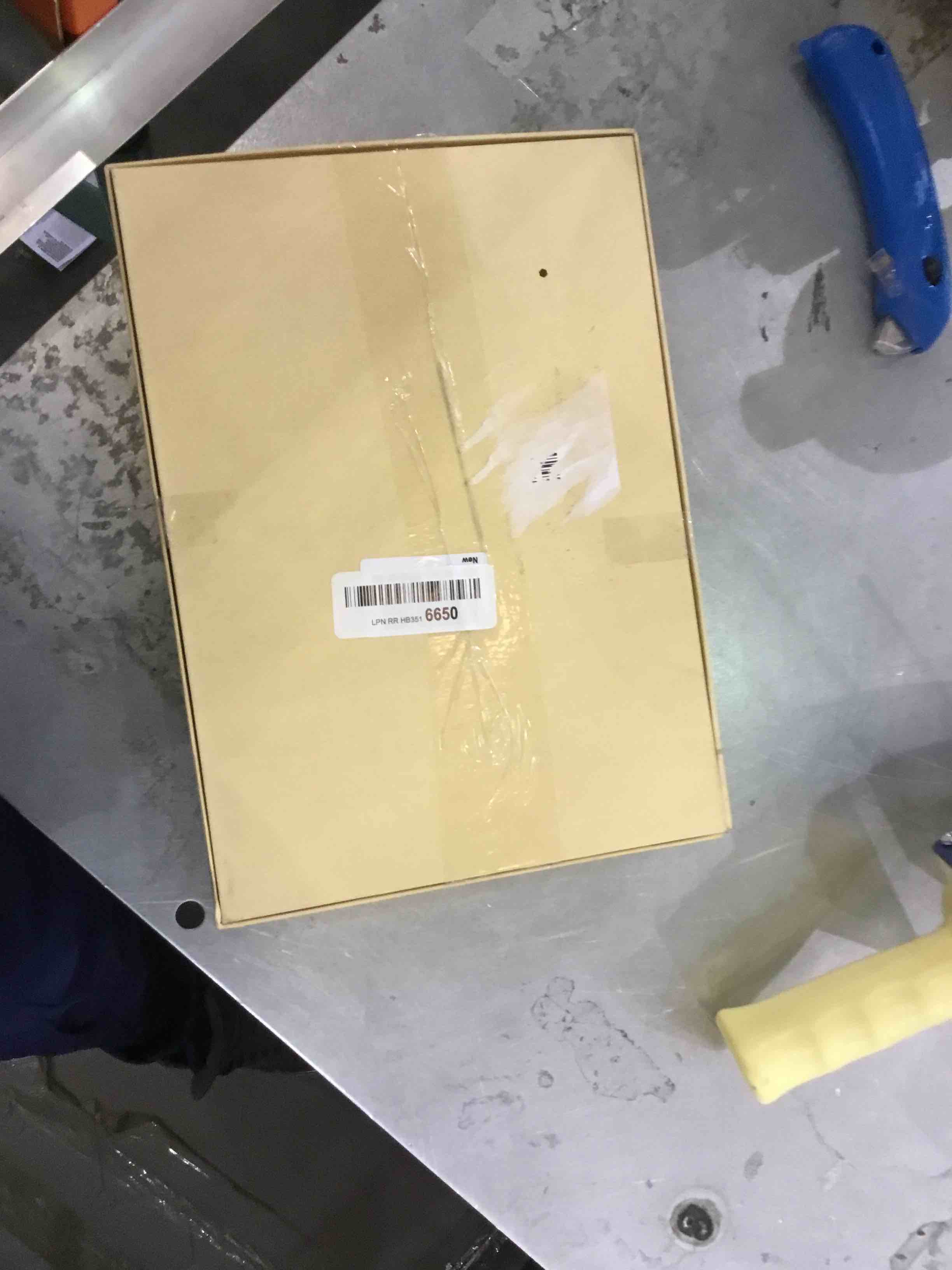 https://s3.amazonaws.com/lotting-images-prod/bidfta/EXS00925856_1701715031252.jpeg