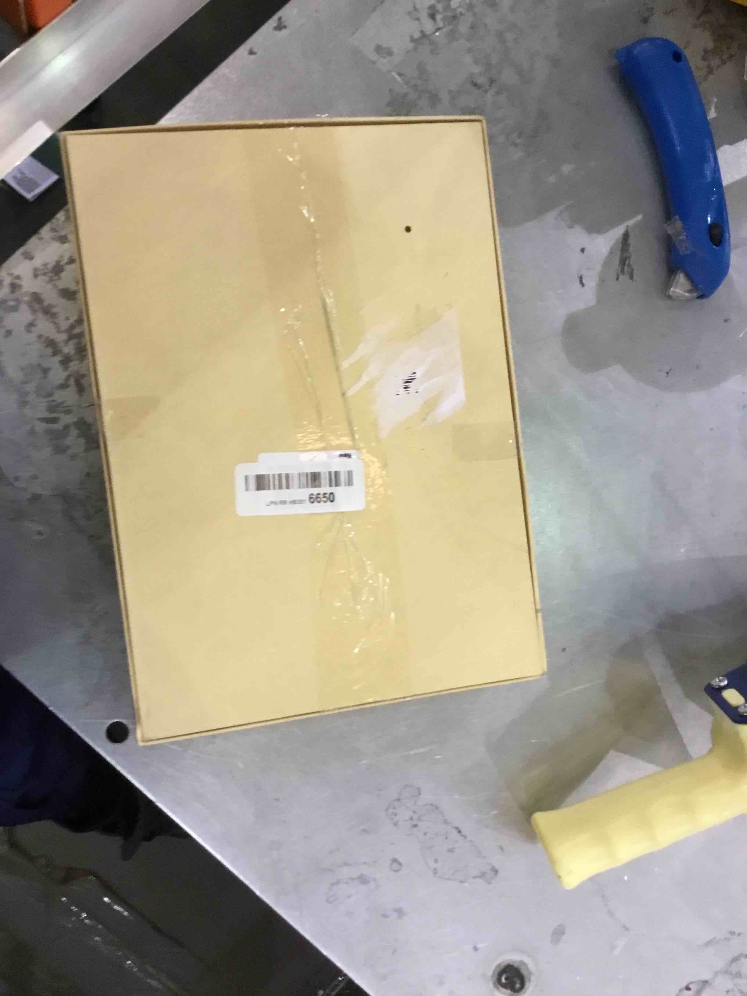 https://s3.amazonaws.com/lotting-images-prod/bidfta/EXS00925856_1701715032417.jpeg