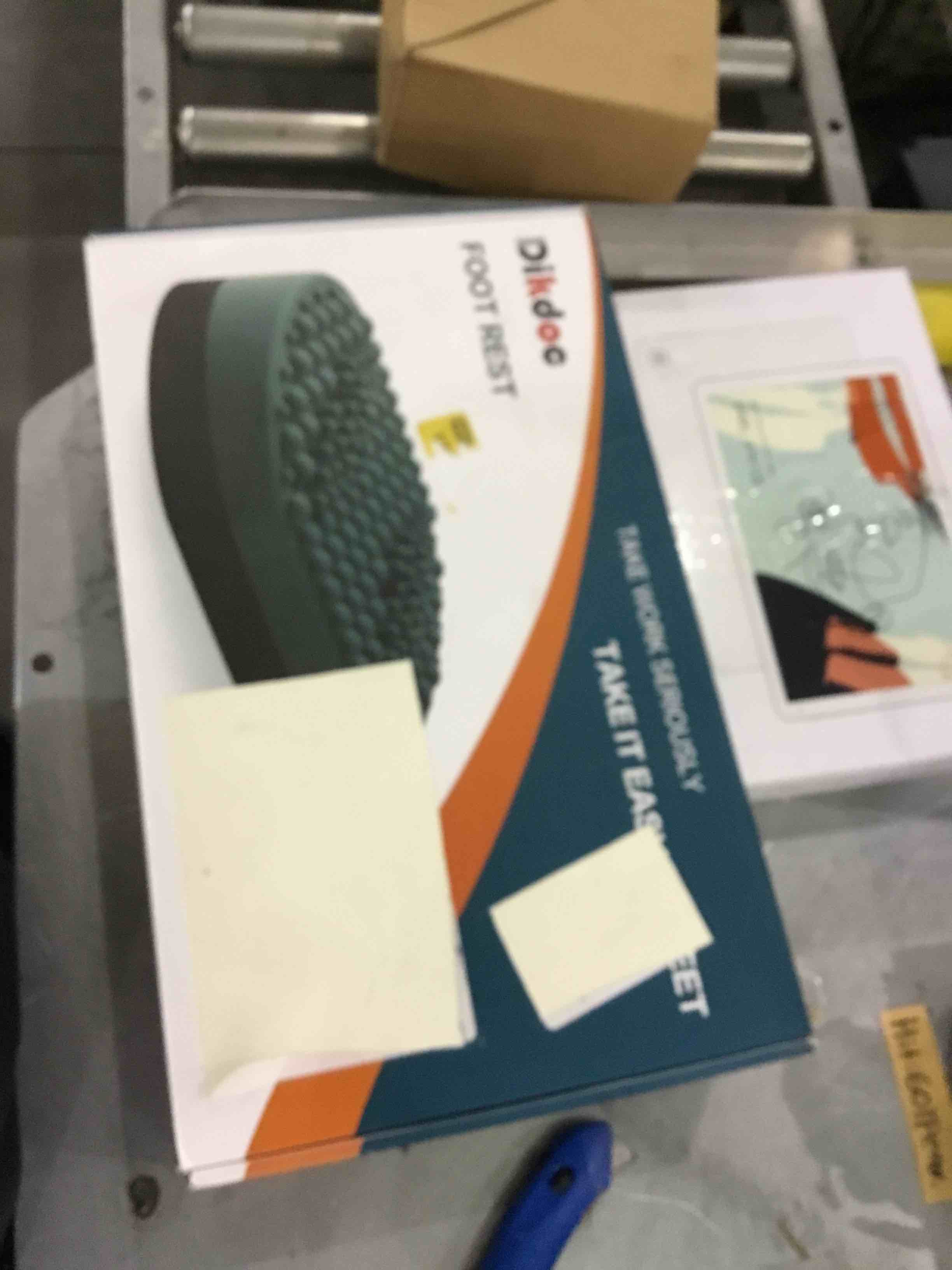 https://s3.amazonaws.com/lotting-images-prod/bidfta/EXS00925944_1701783199905.jpeg