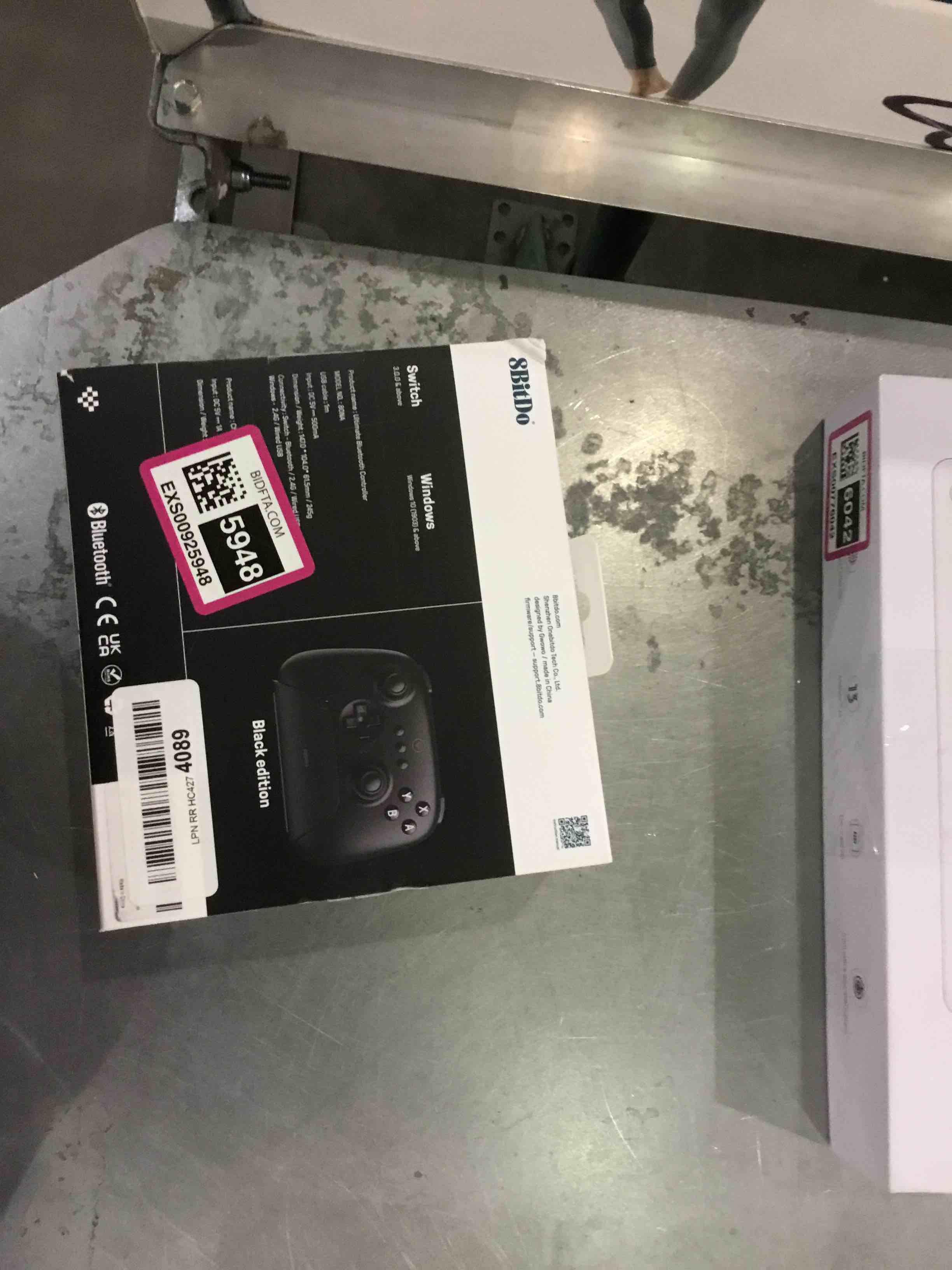 https://s3.amazonaws.com/lotting-images-prod/bidfta/EXS00925948_1701783136378.jpeg