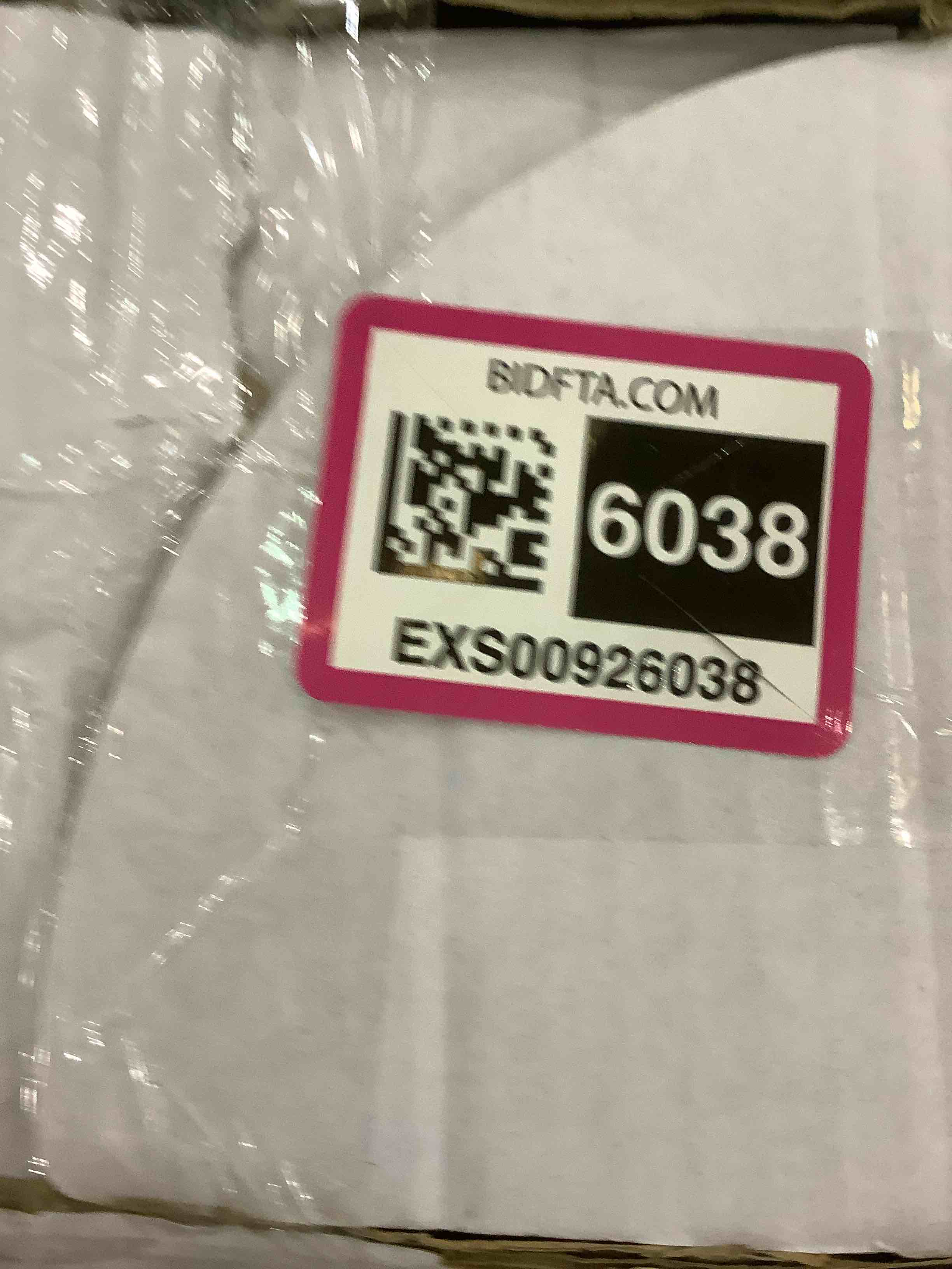 https://s3.amazonaws.com/lotting-images-prod/bidfta/EXS00926038_1702577332627.jpeg
