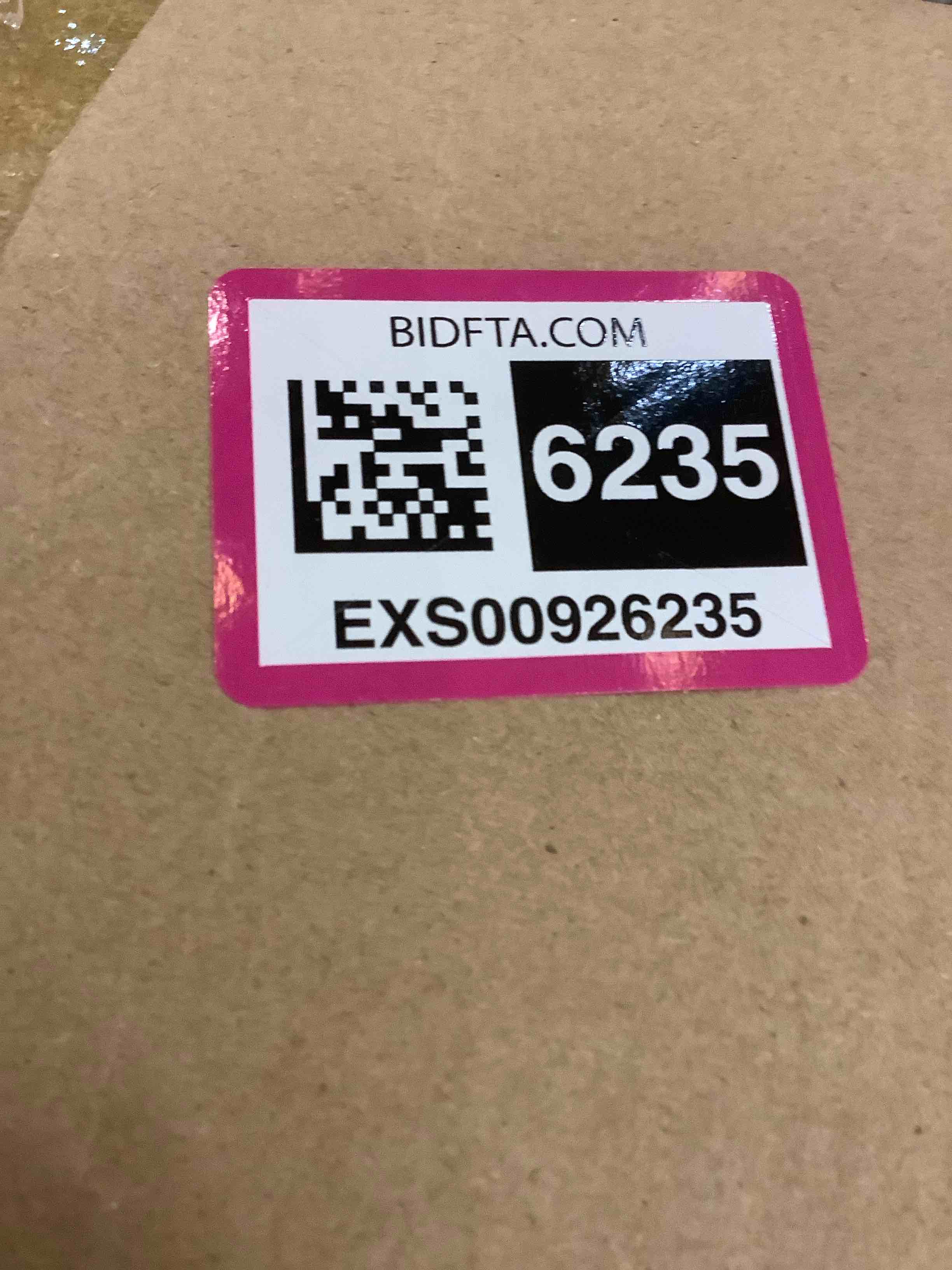 https://s3.amazonaws.com/lotting-images-prod/bidfta/EXS00926235_1702665937542.jpeg