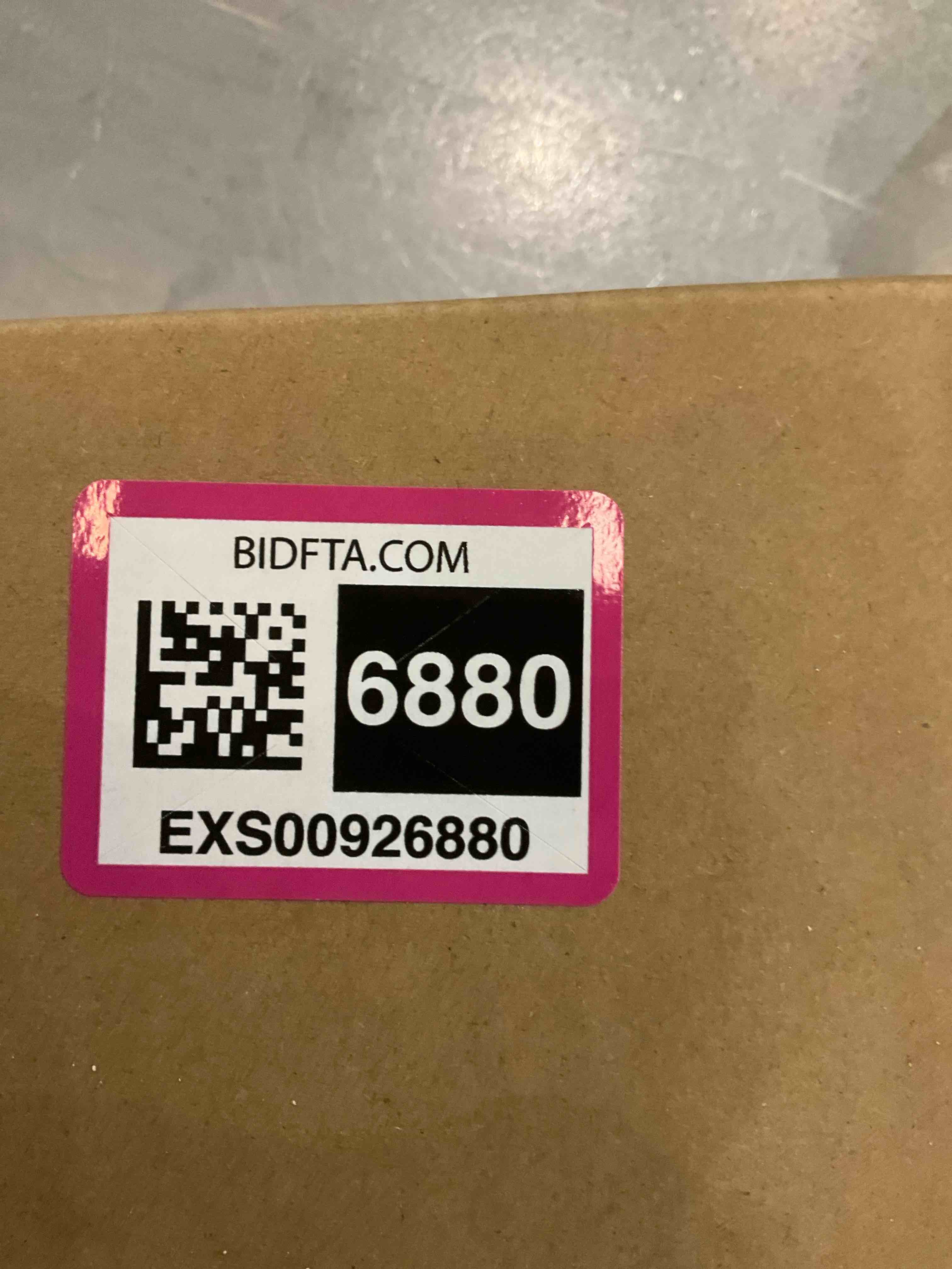 https://s3.amazonaws.com/lotting-images-prod/bidfta/EXS00926880_1704738664054.jpeg