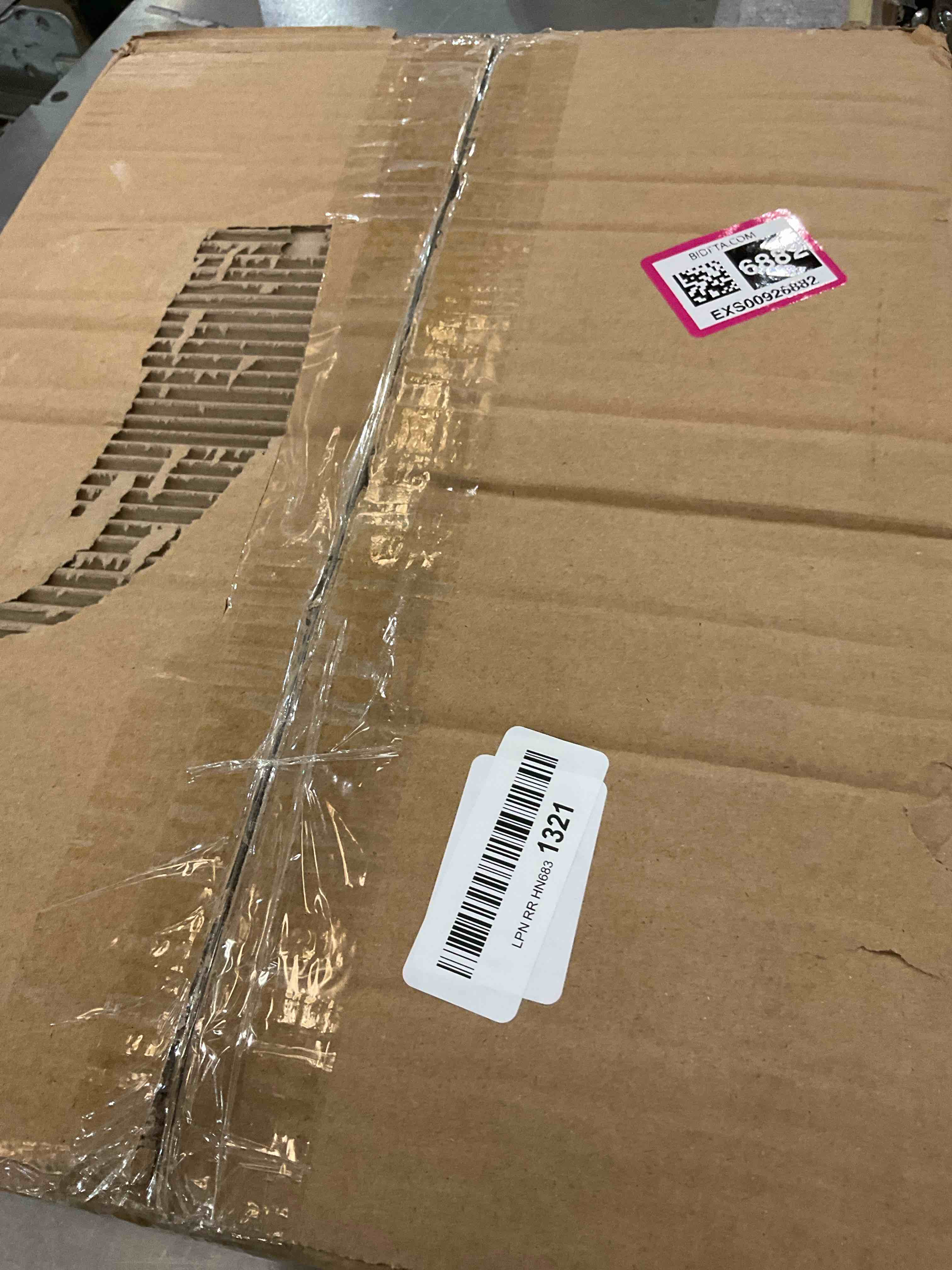 https://s3.amazonaws.com/lotting-images-prod/bidfta/EXS00926882_1704738911248.jpeg