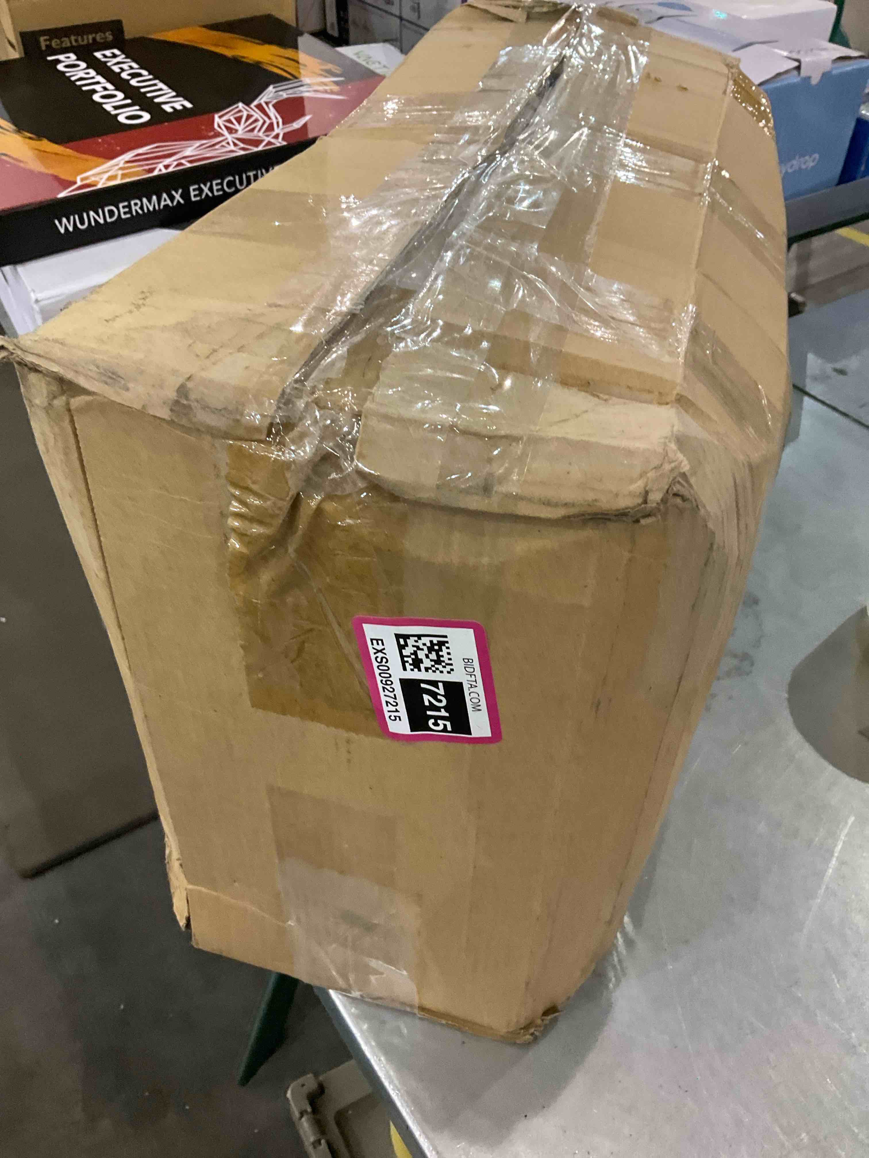 https://s3.amazonaws.com/lotting-images-prod/bidfta/EXS00927215_1702387296488.jpeg