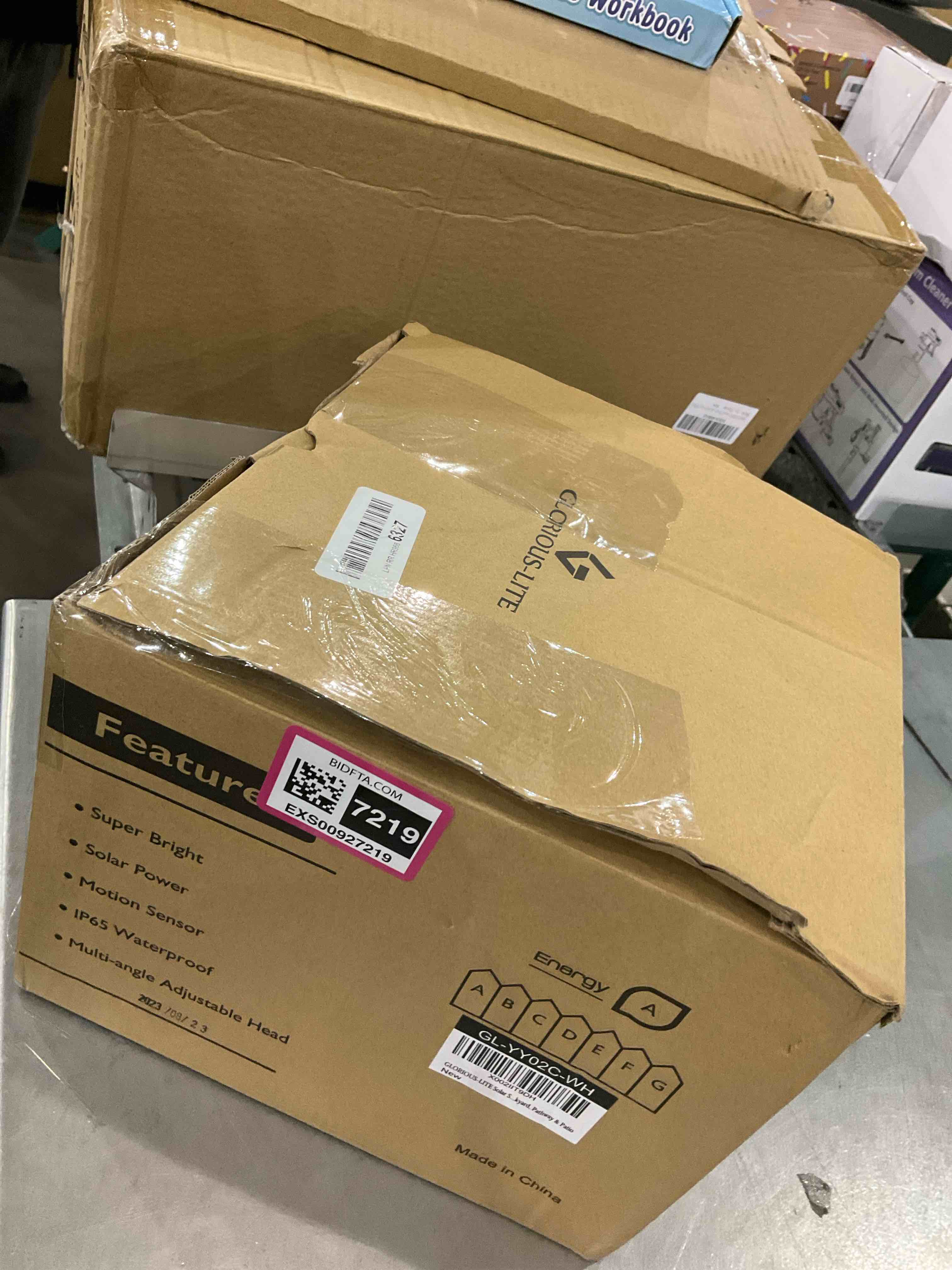 https://s3.amazonaws.com/lotting-images-prod/bidfta/EXS00927219_1702387605614.jpeg